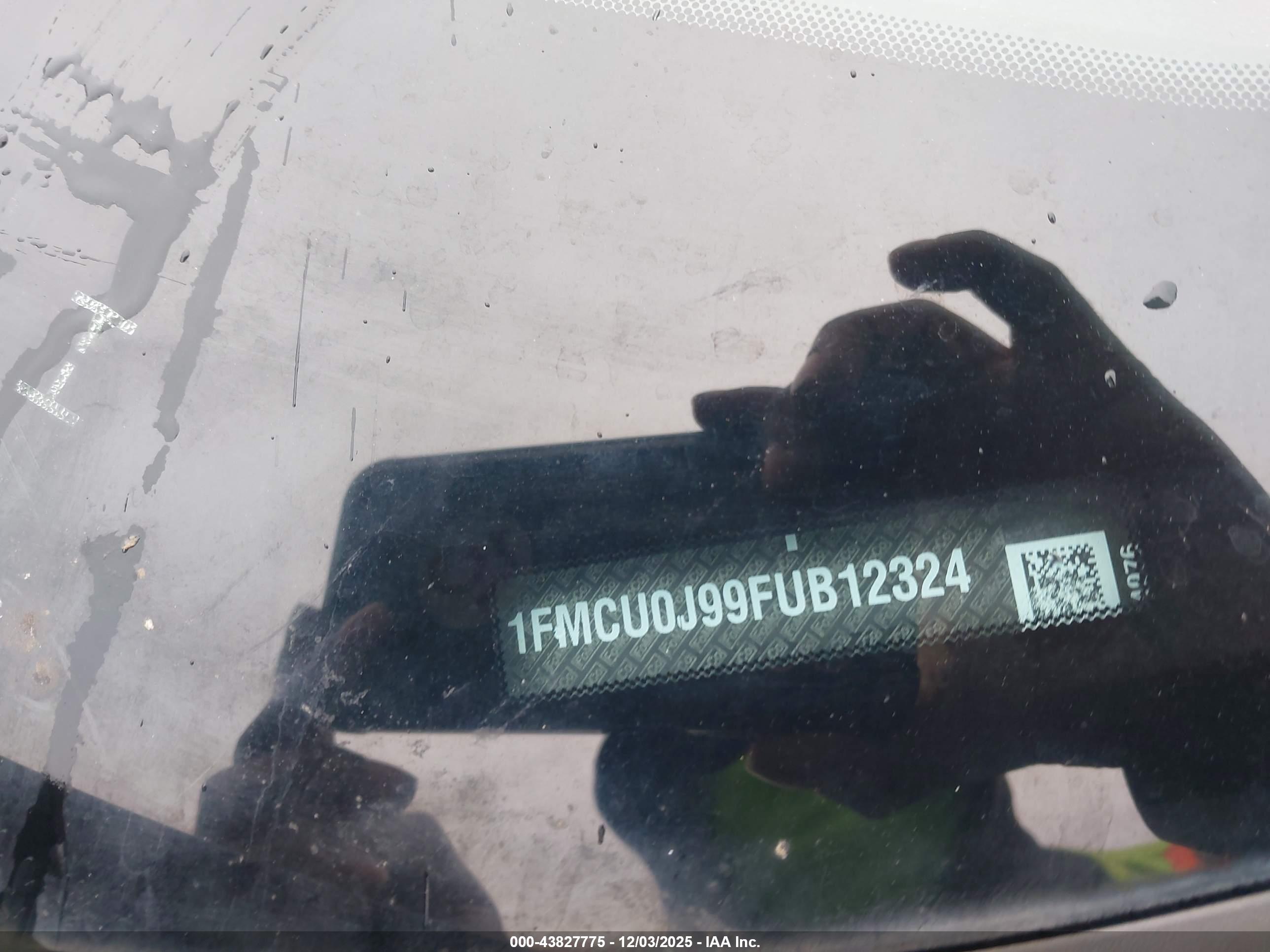 FORD ESCAPE image 9