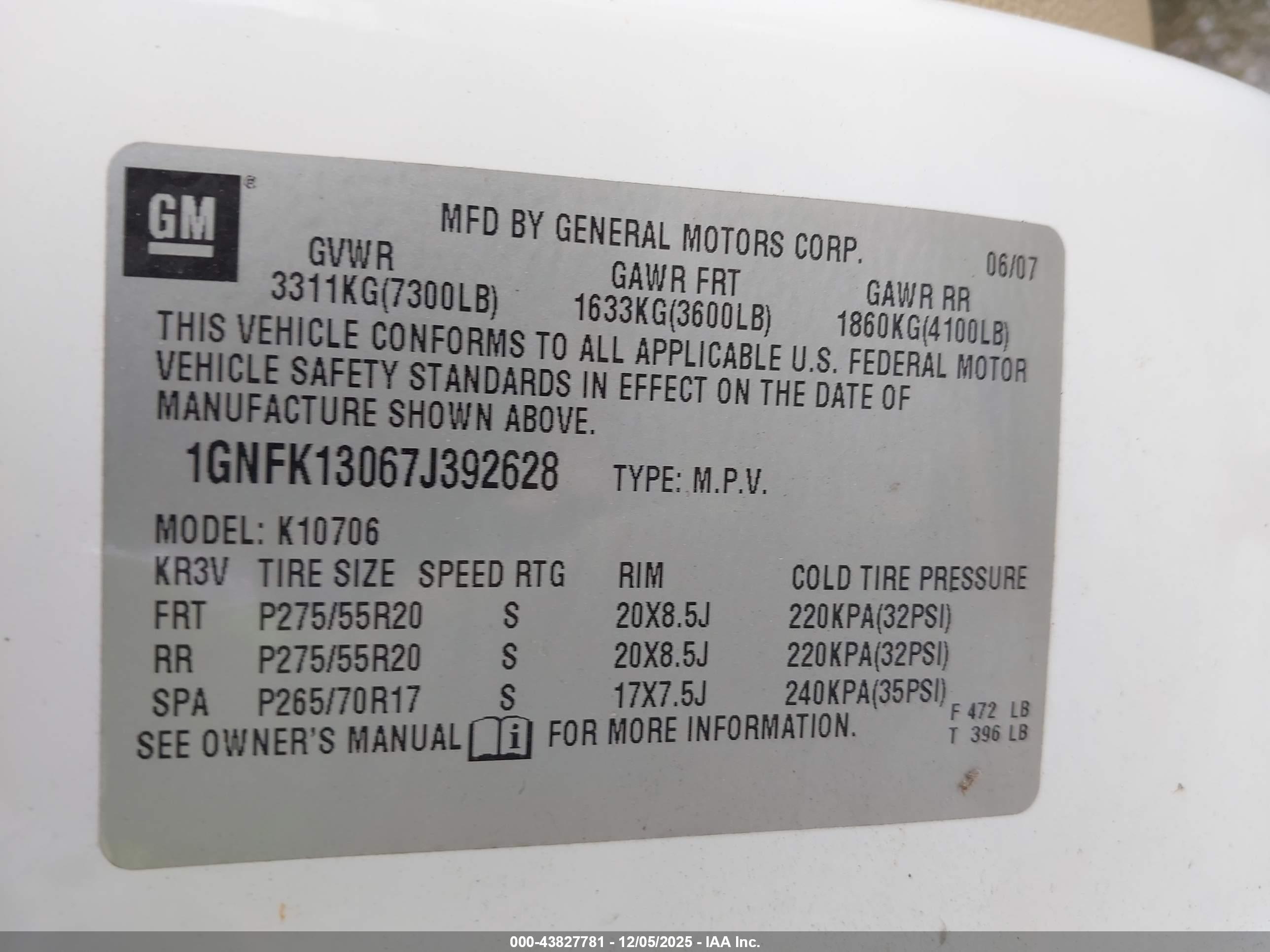 CHEVROLET TAHOE image 9