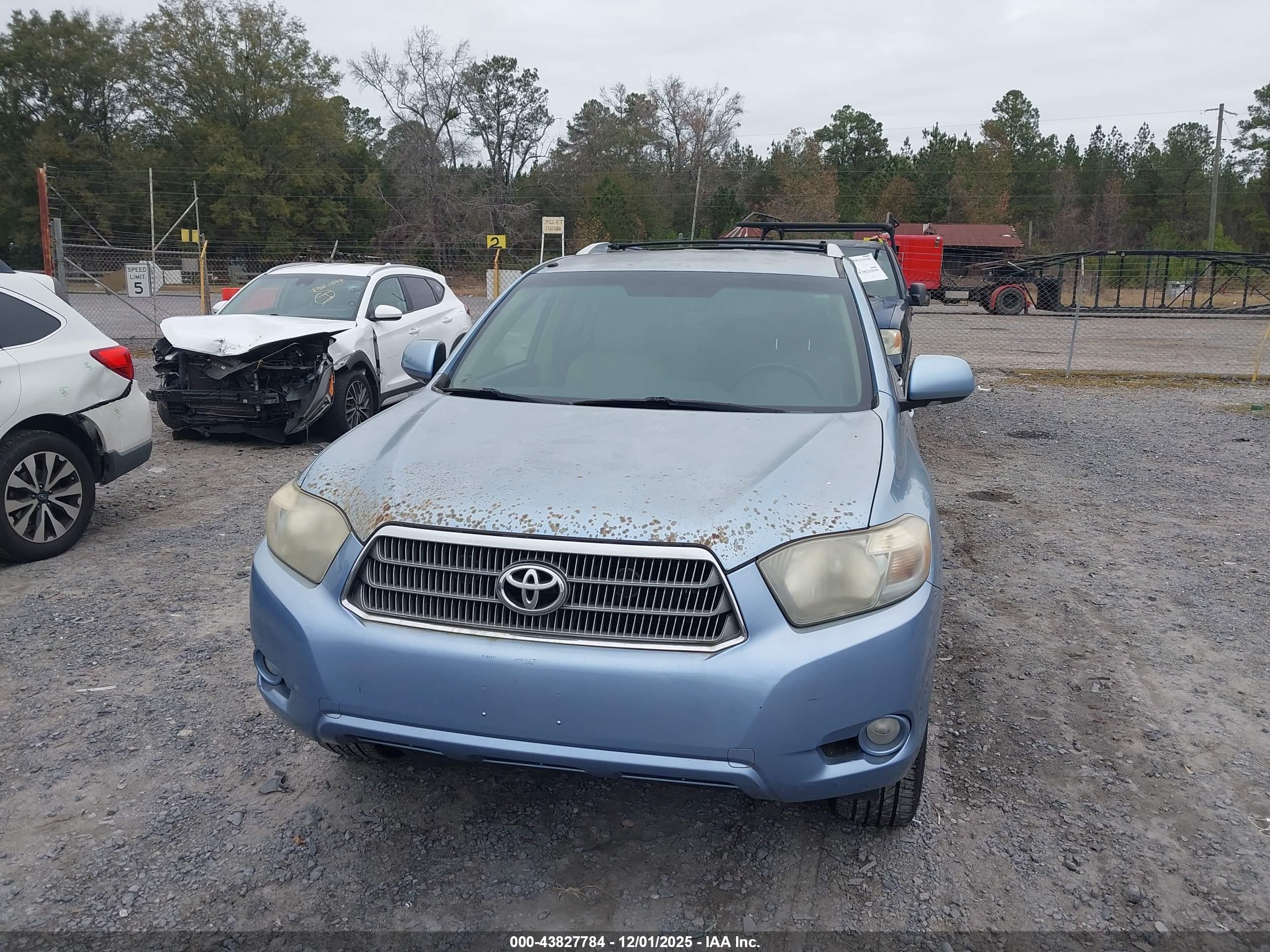 TOYOTA HIGHLANDER image 6