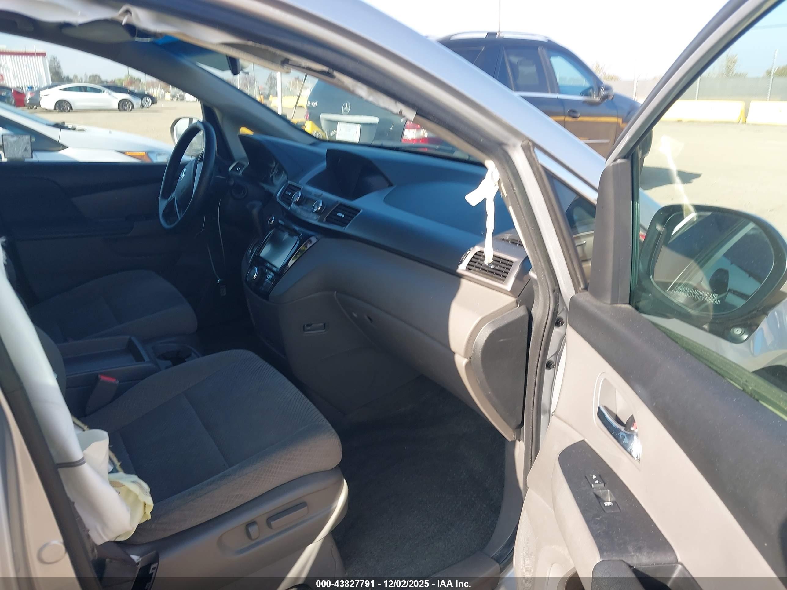 HONDA ODYSSEY image 5
