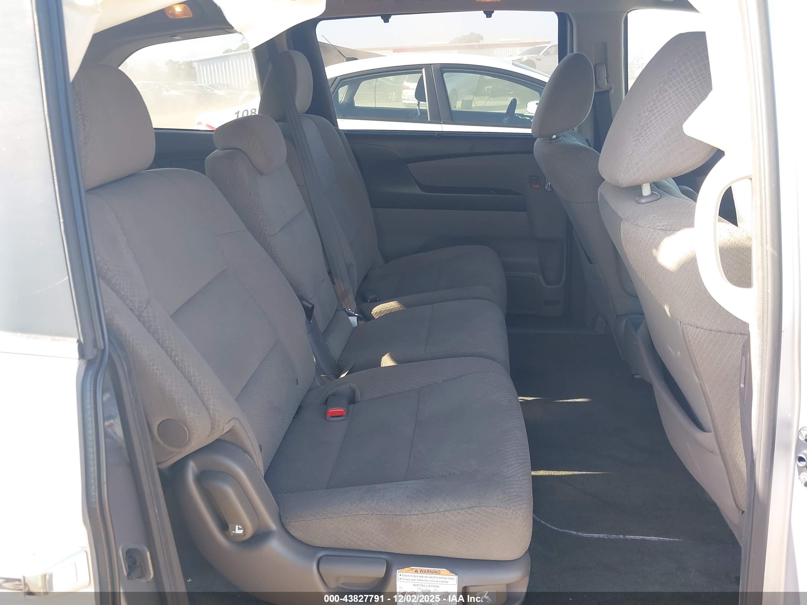 HONDA ODYSSEY image 8