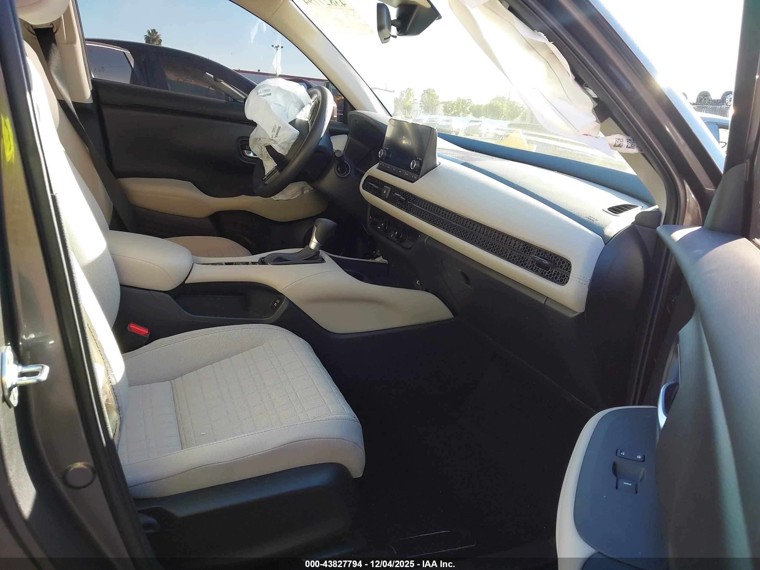 HONDA HR-V image 5