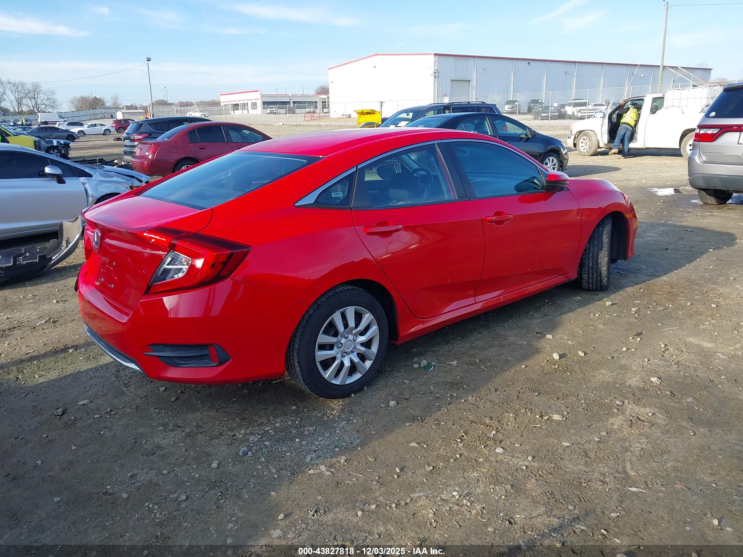 HONDA CIVIC image 4