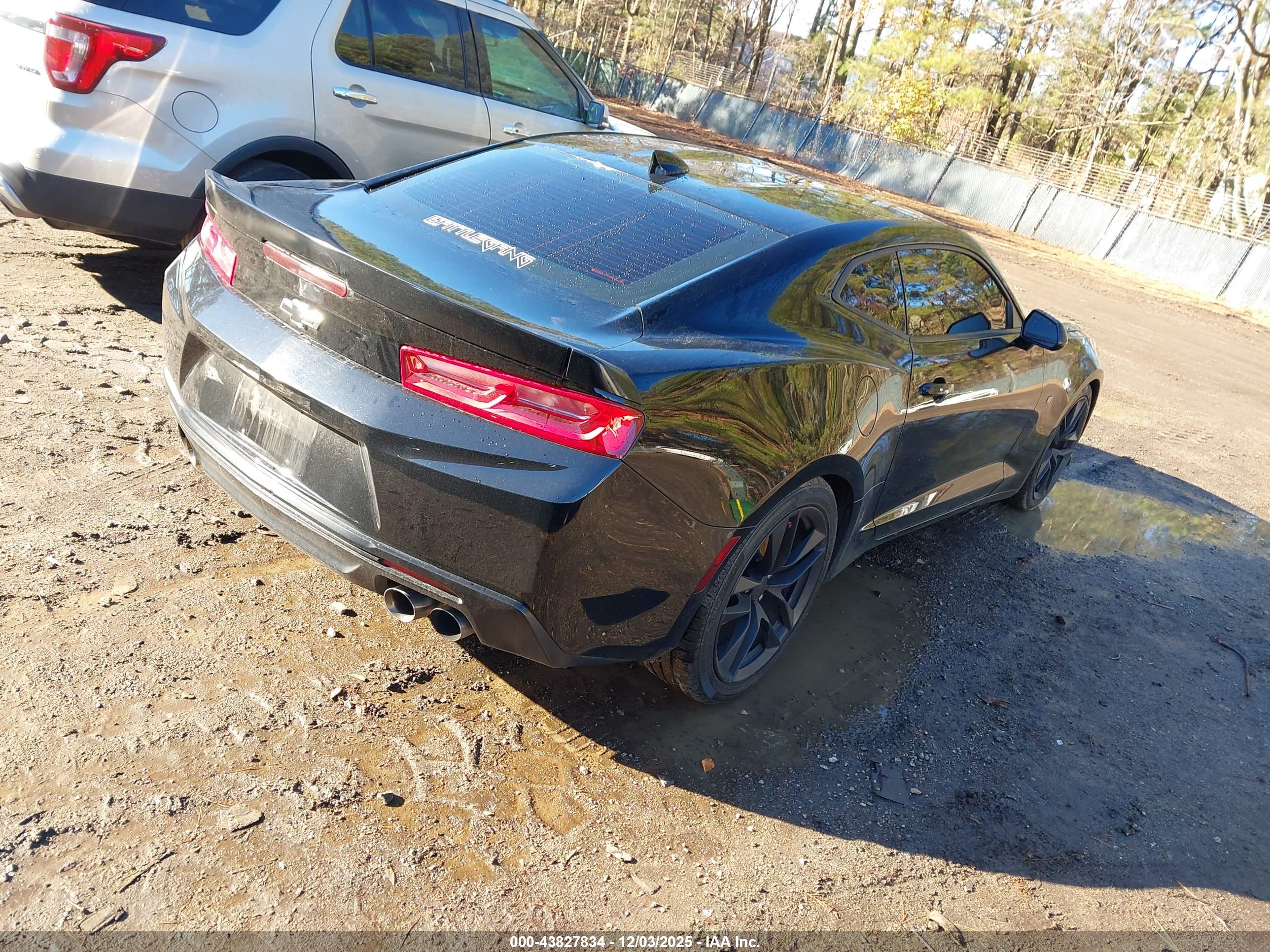 CHEVROLET CAMARO image 4