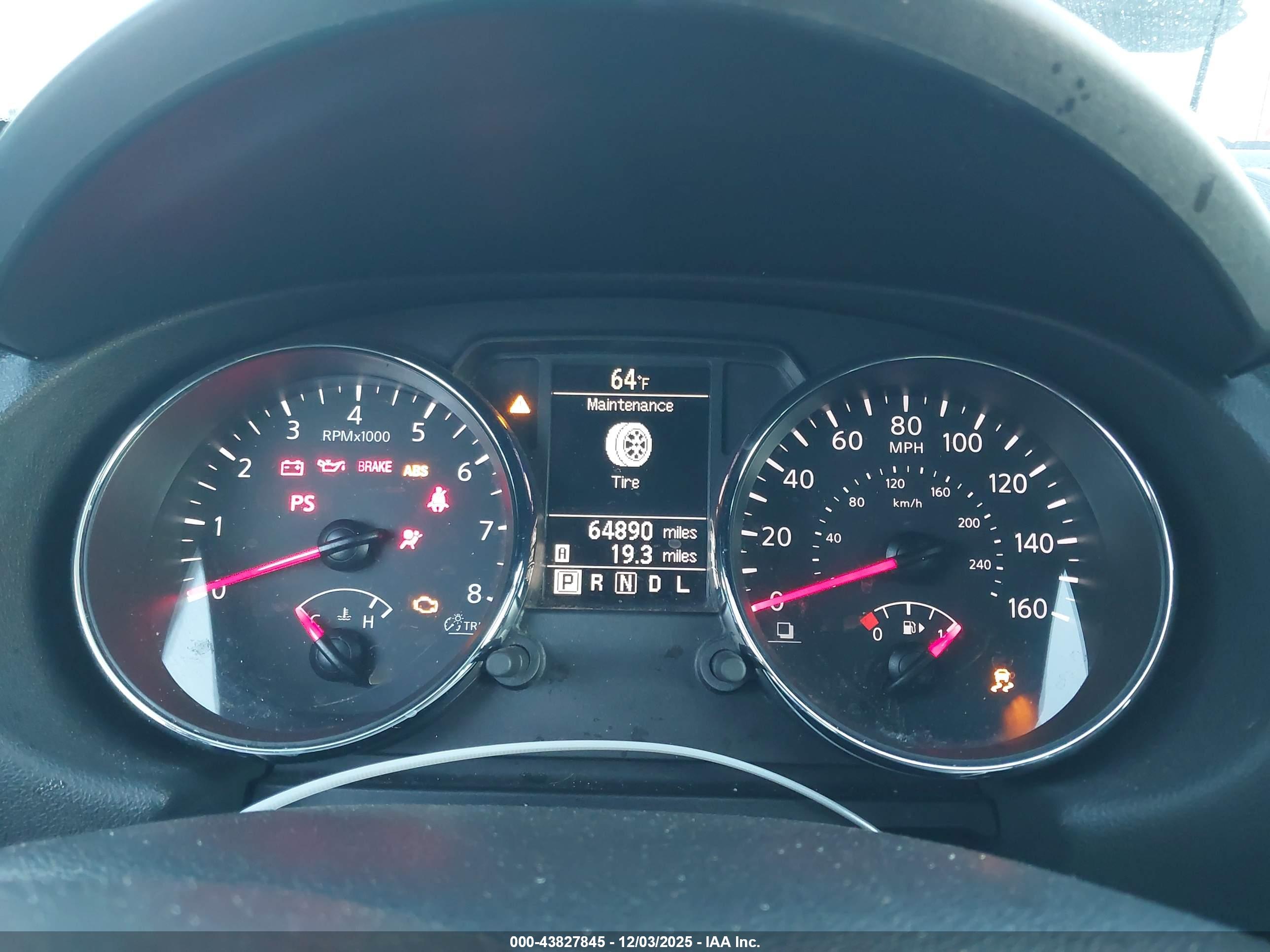 NISSAN ROGUE image 7