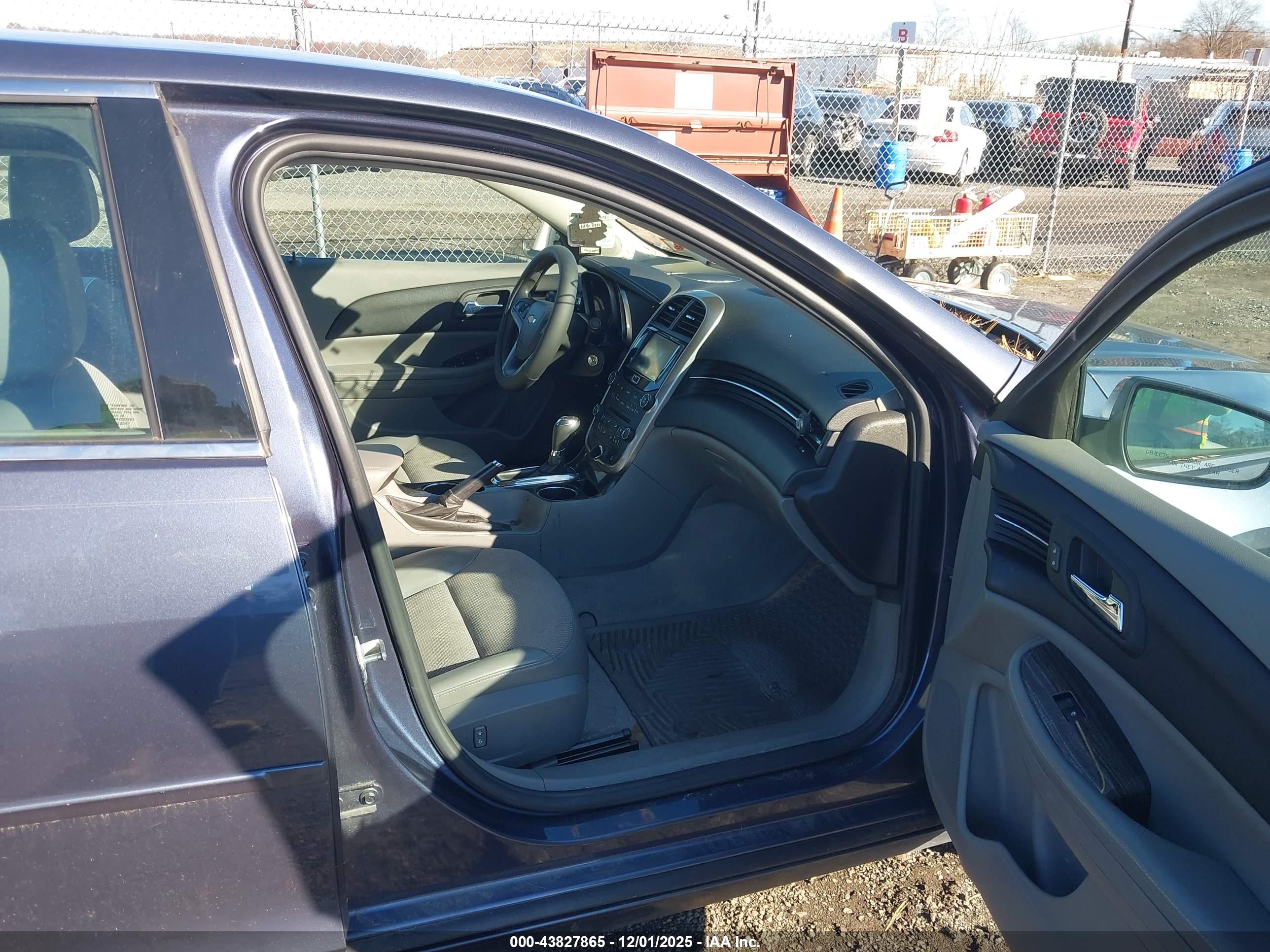 CHEVROLET MALIBU image 5