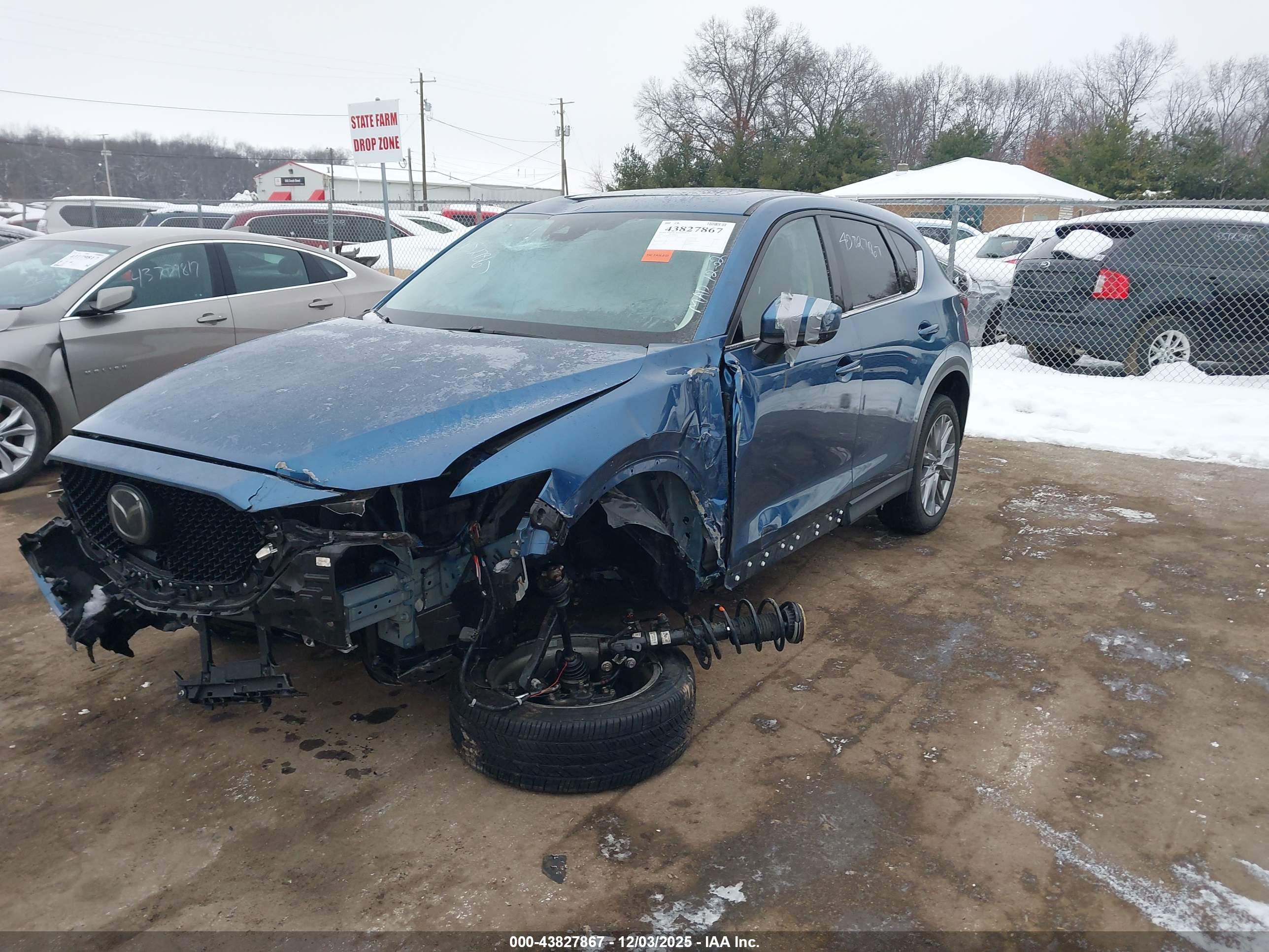 MAZDA CX-5 image 2