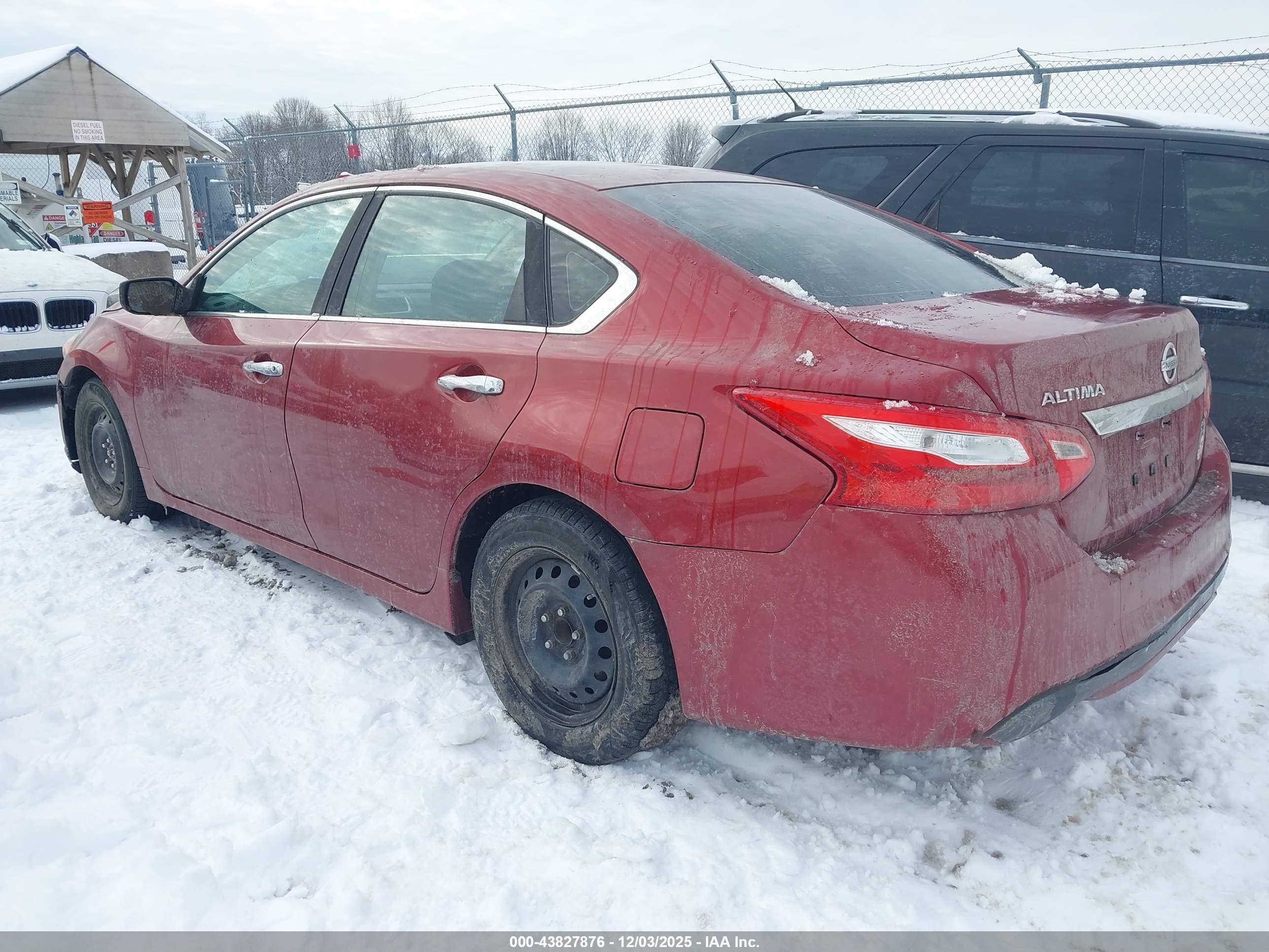 NISSAN ALTIMA image 3