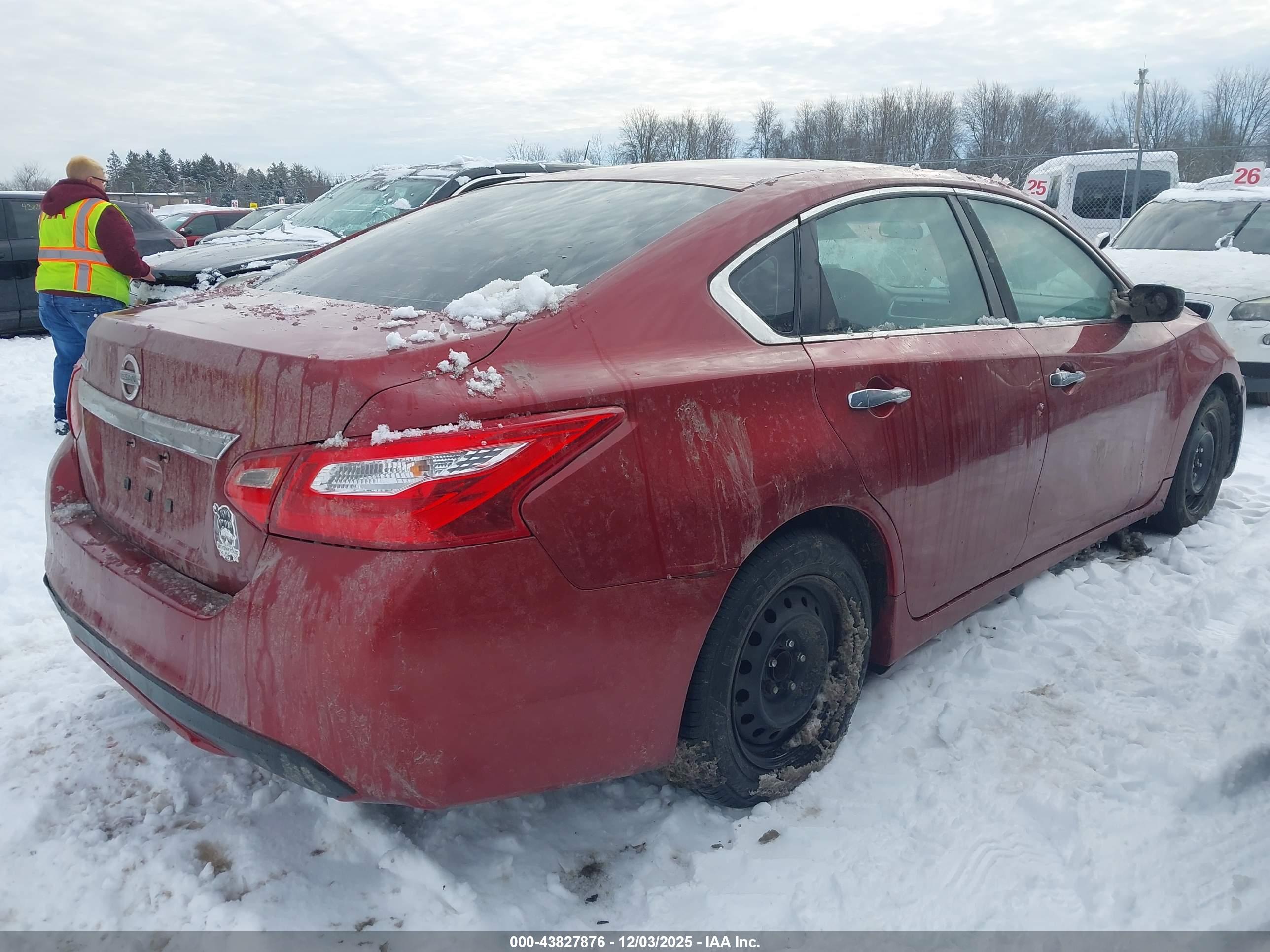 NISSAN ALTIMA image 4