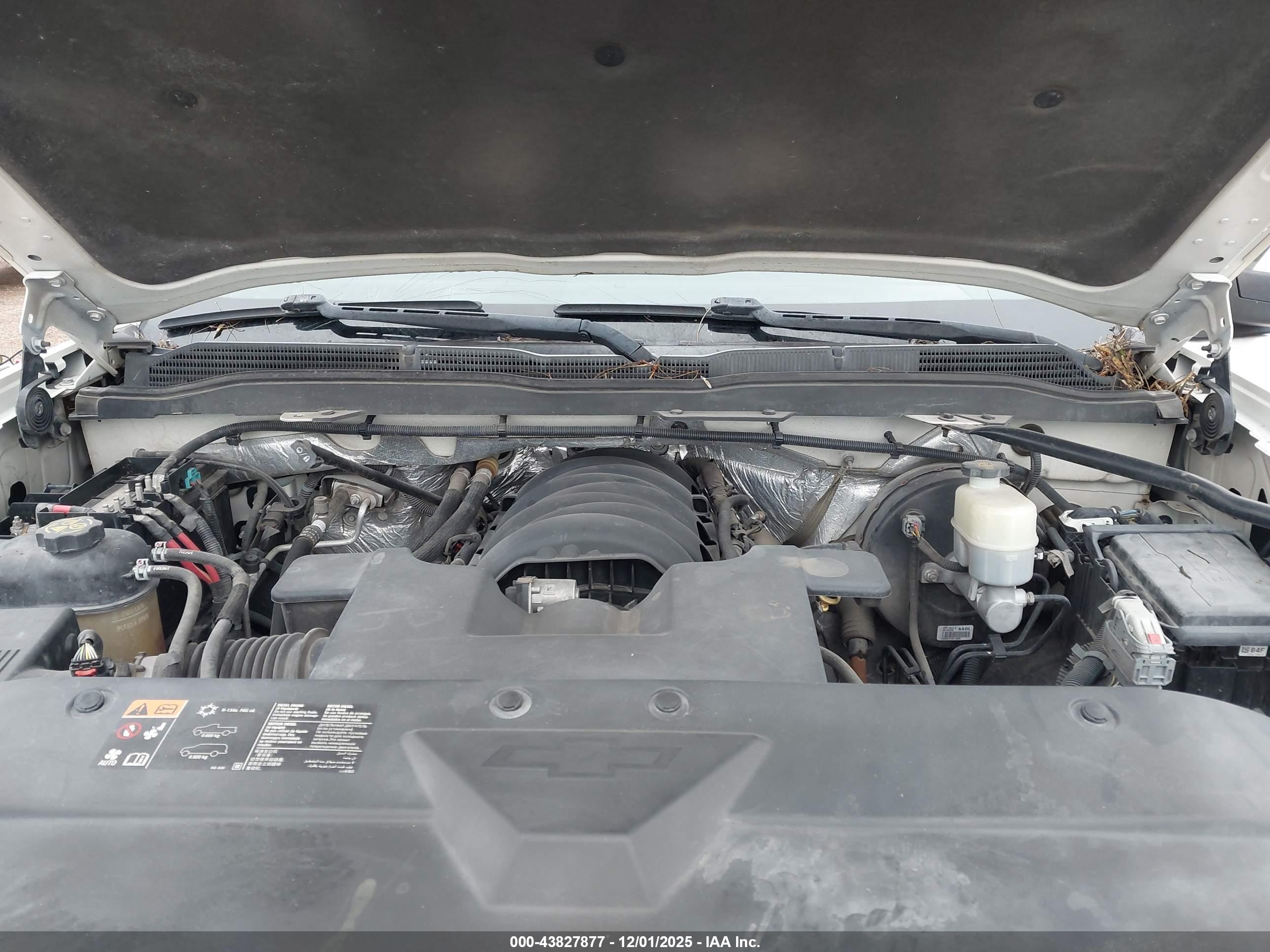 CHEVROLET SILVERADO image 10