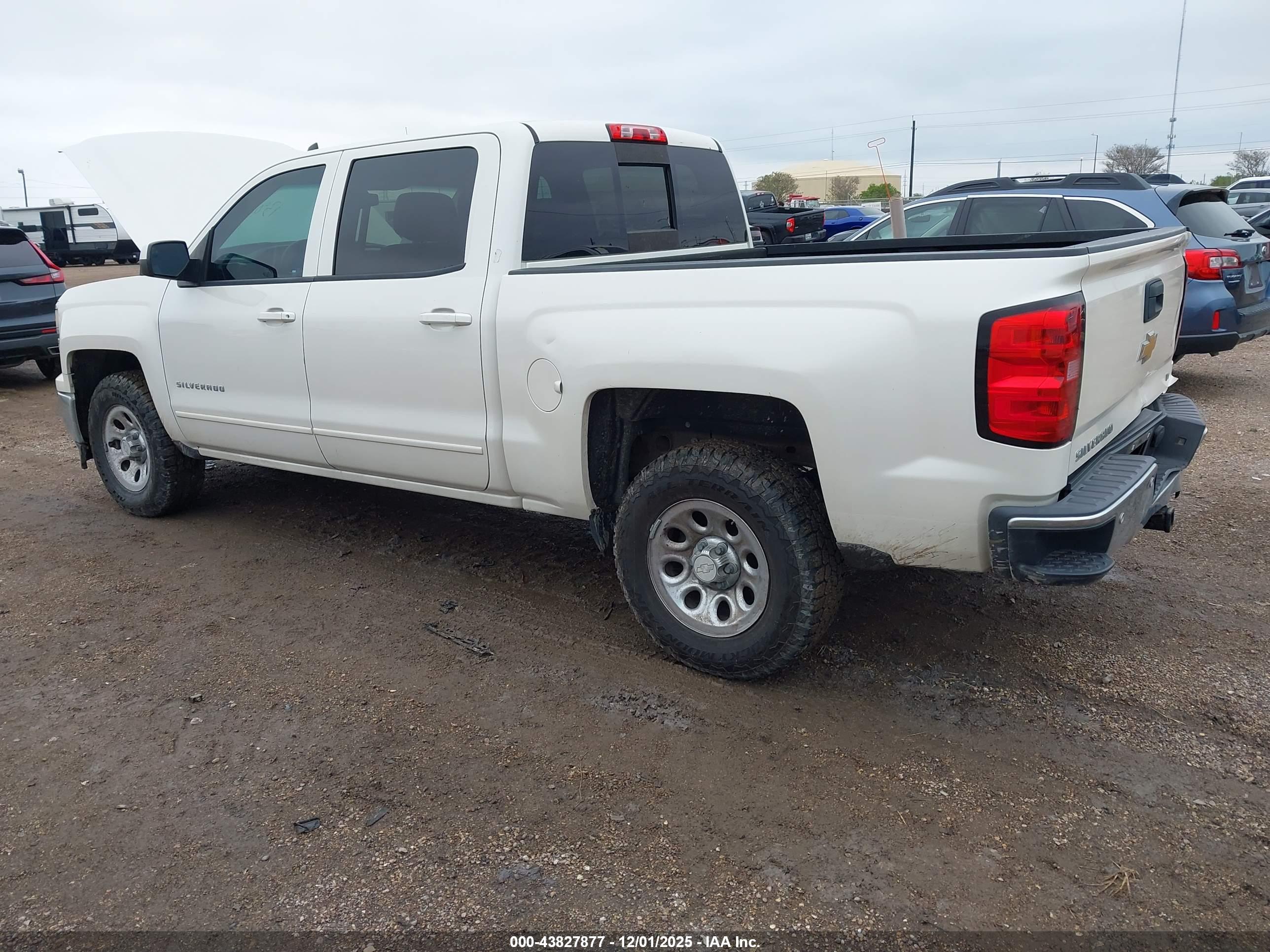 CHEVROLET SILVERADO image 3