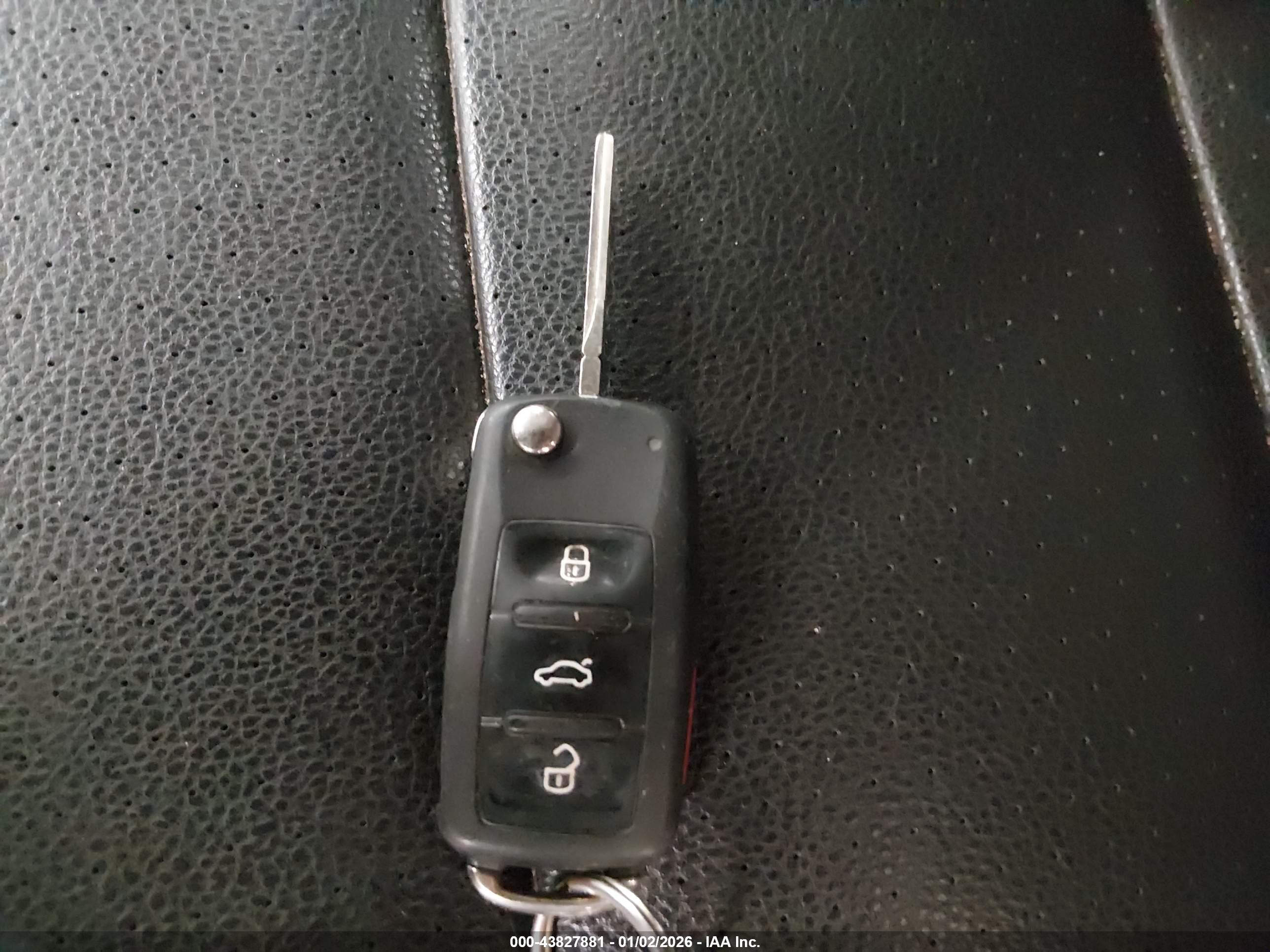 VOLKSWAGEN JETTA image 11