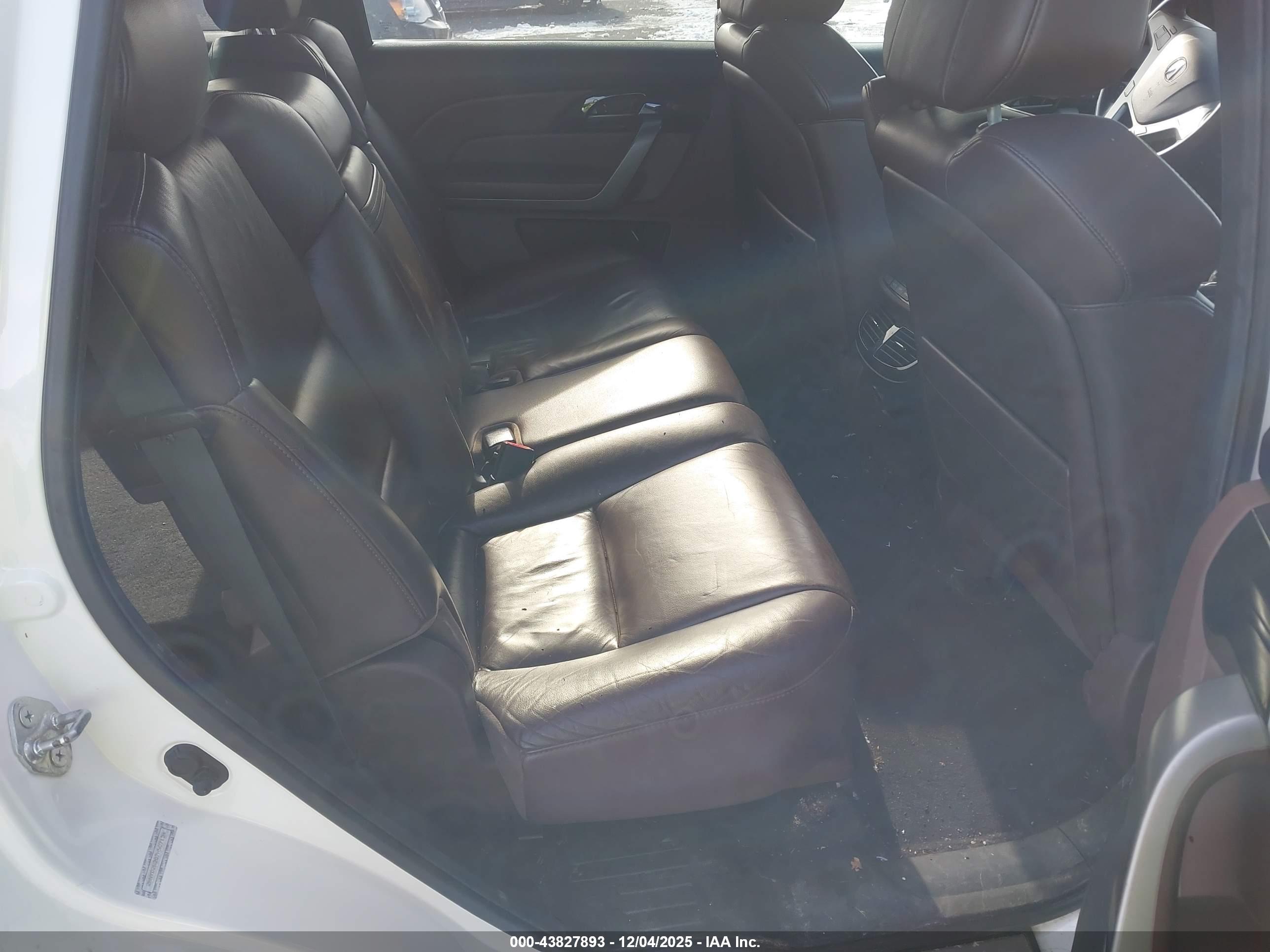 ACURA MDX image 8