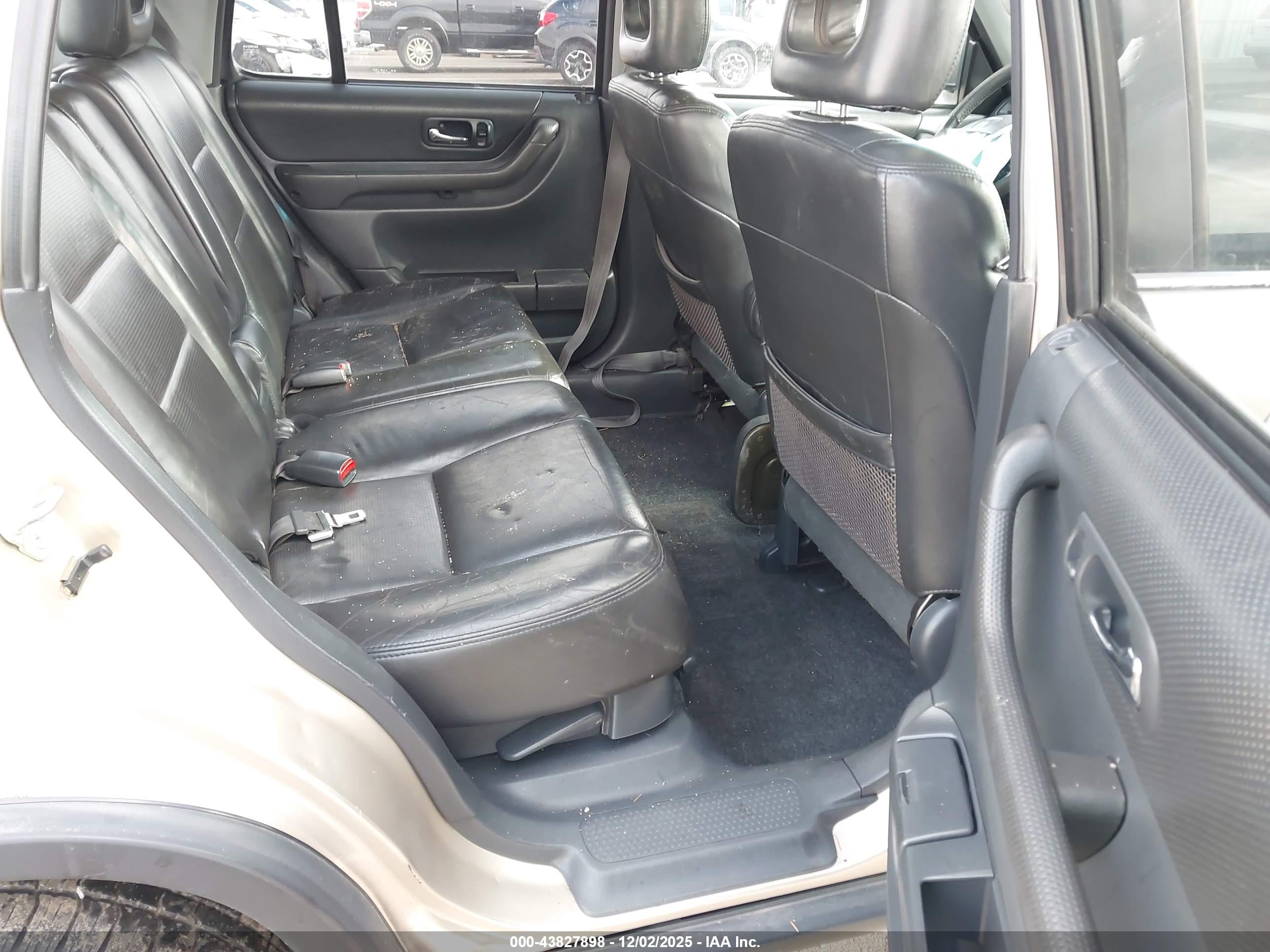 HONDA CR-V image 8