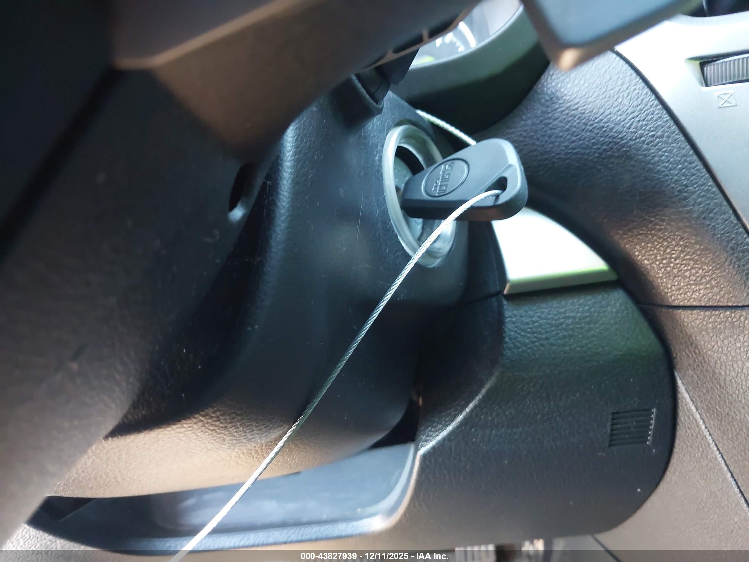 SUBARU OUTBACK image 11