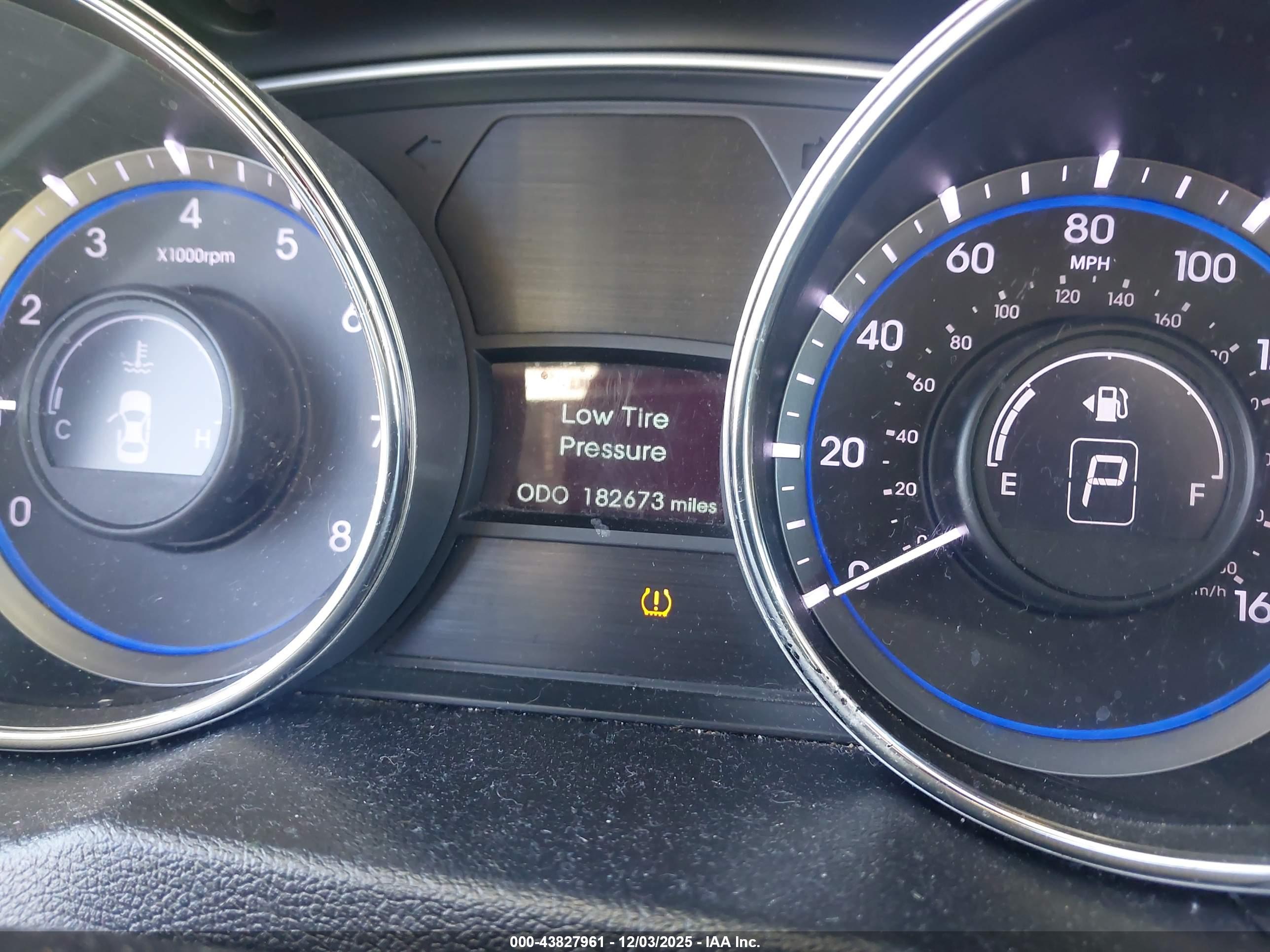 HYUNDAI SONATA image 7