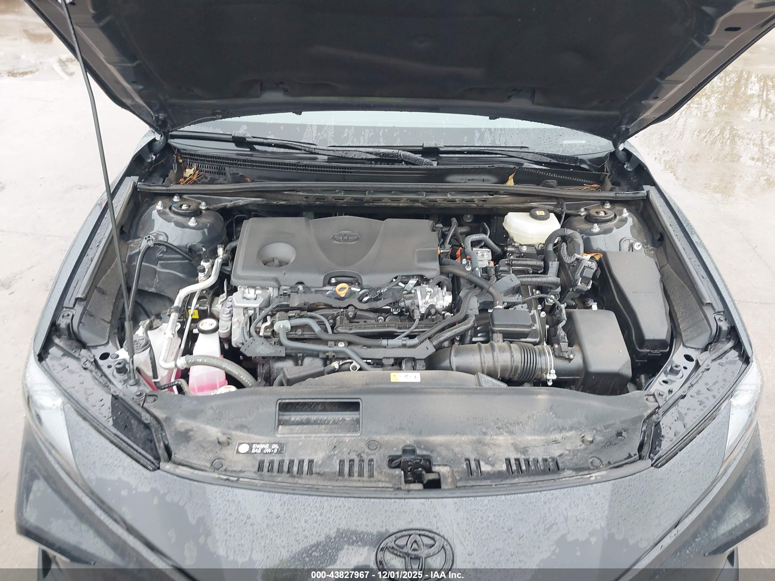 TOYOTA CAMRY image 10