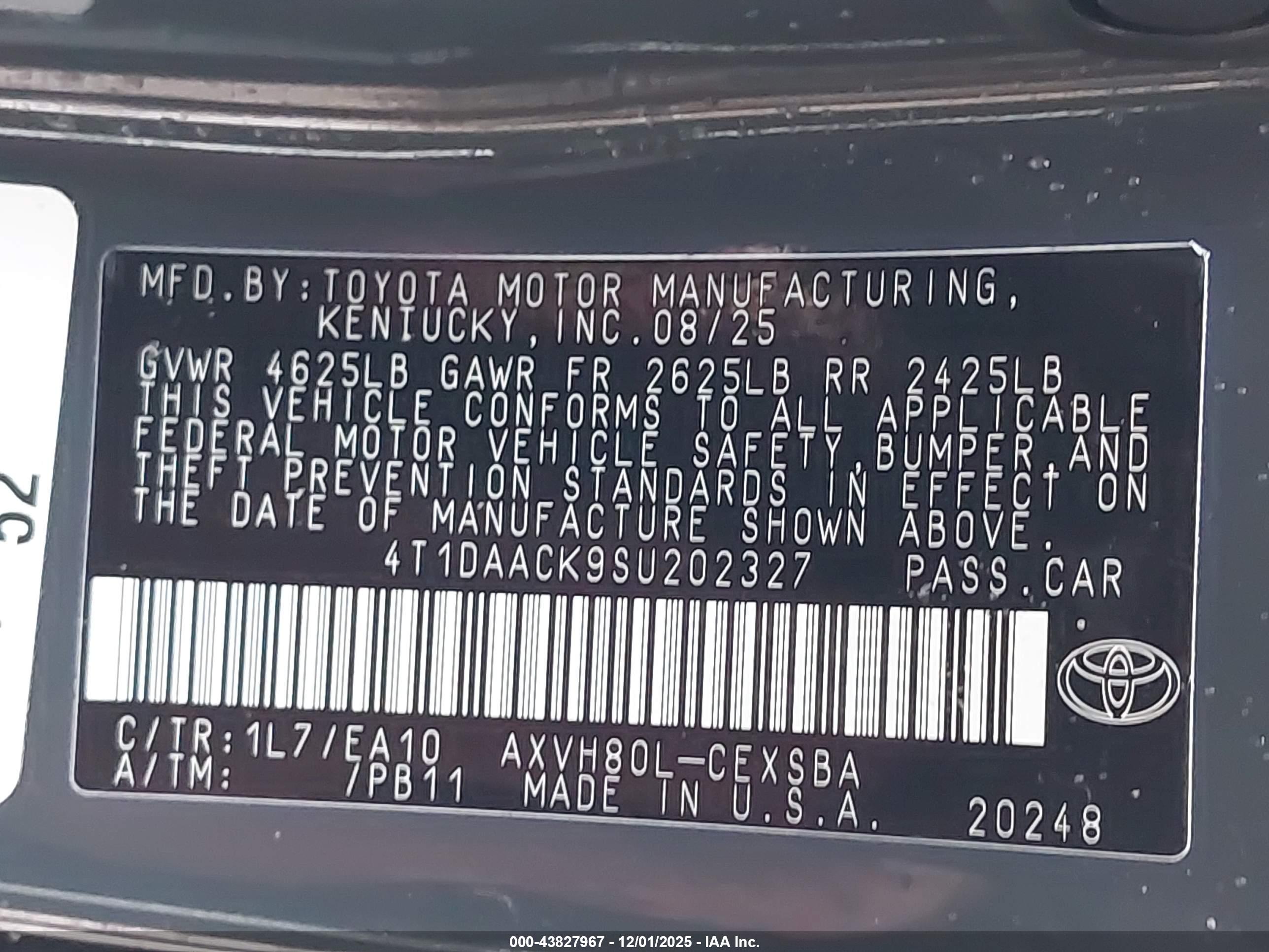 TOYOTA CAMRY image 9