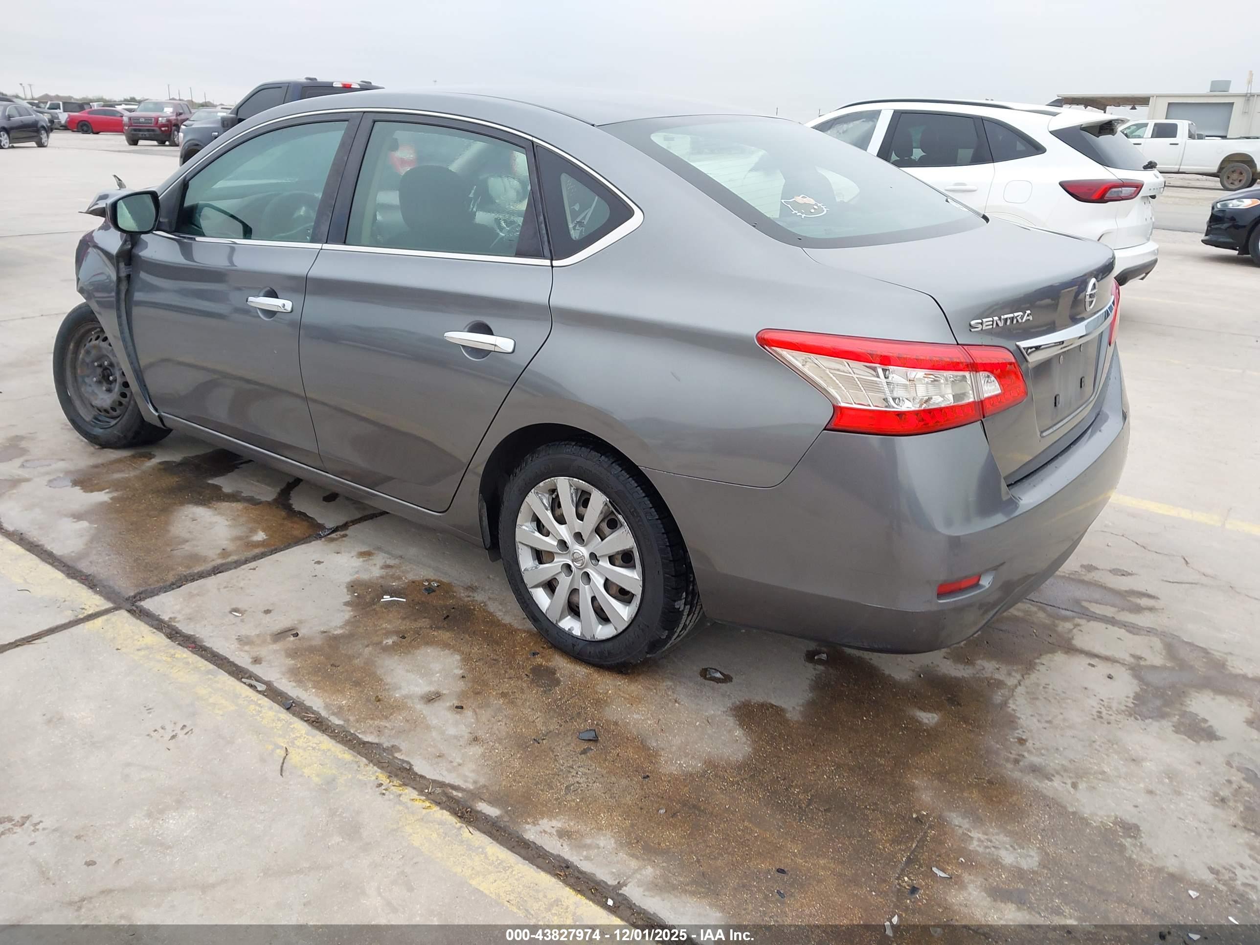 NISSAN SENTRA image 3