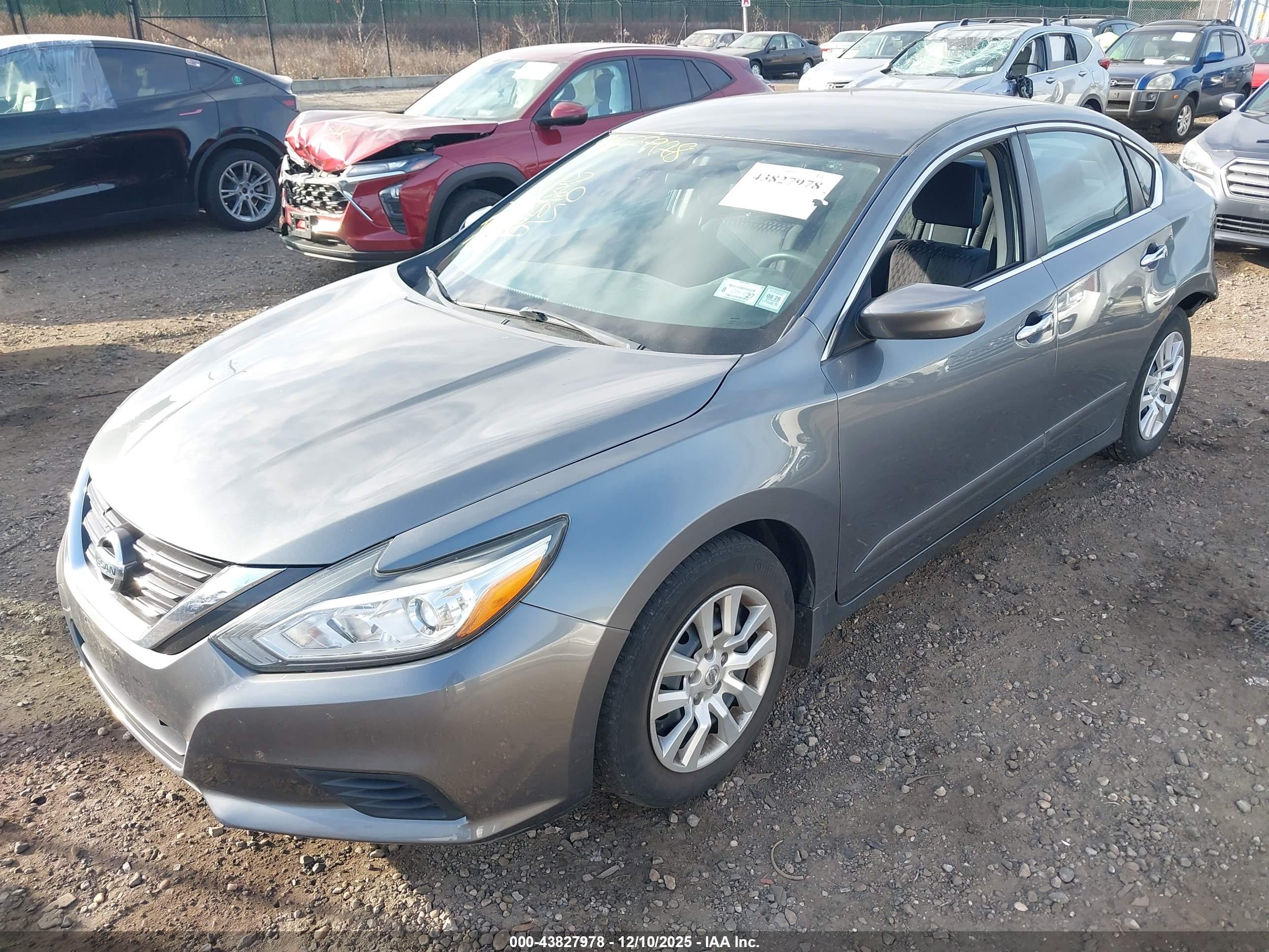 NISSAN ALTIMA image 2