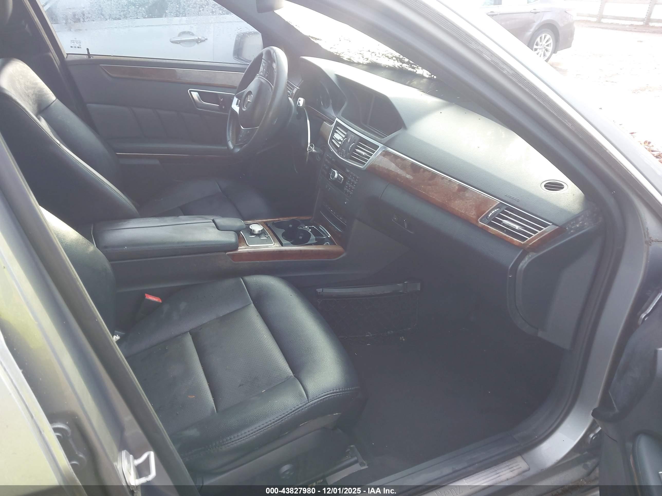 MERCEDES-BENZ E image 5