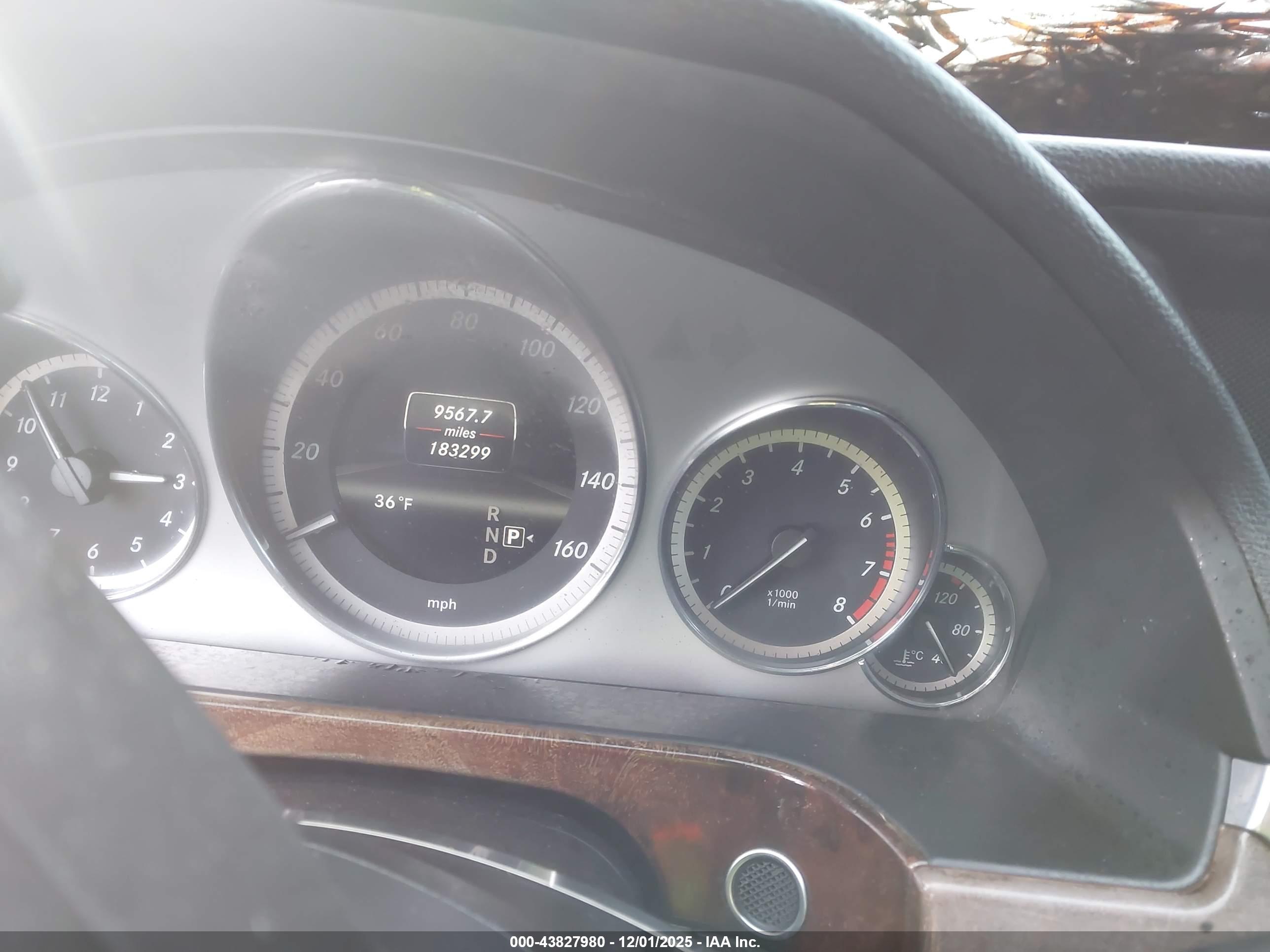 MERCEDES-BENZ E image 7