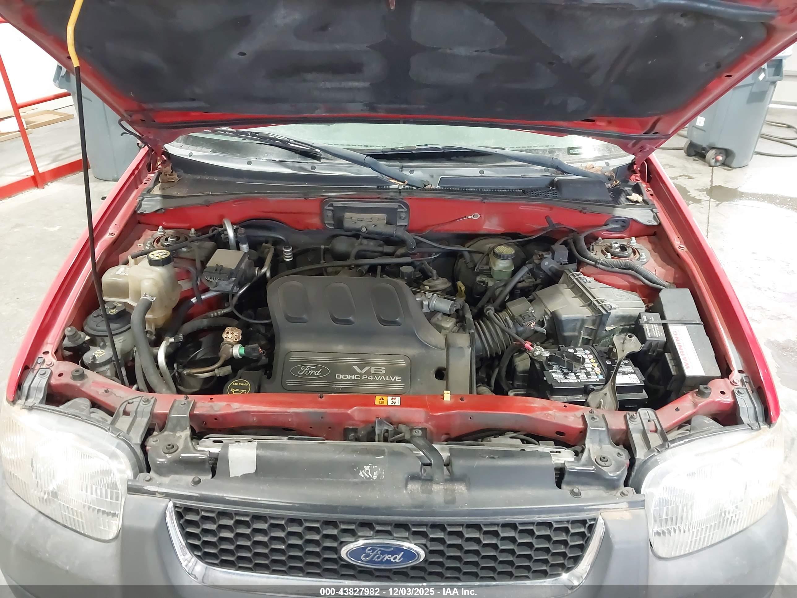 FORD ESCAPE image 10