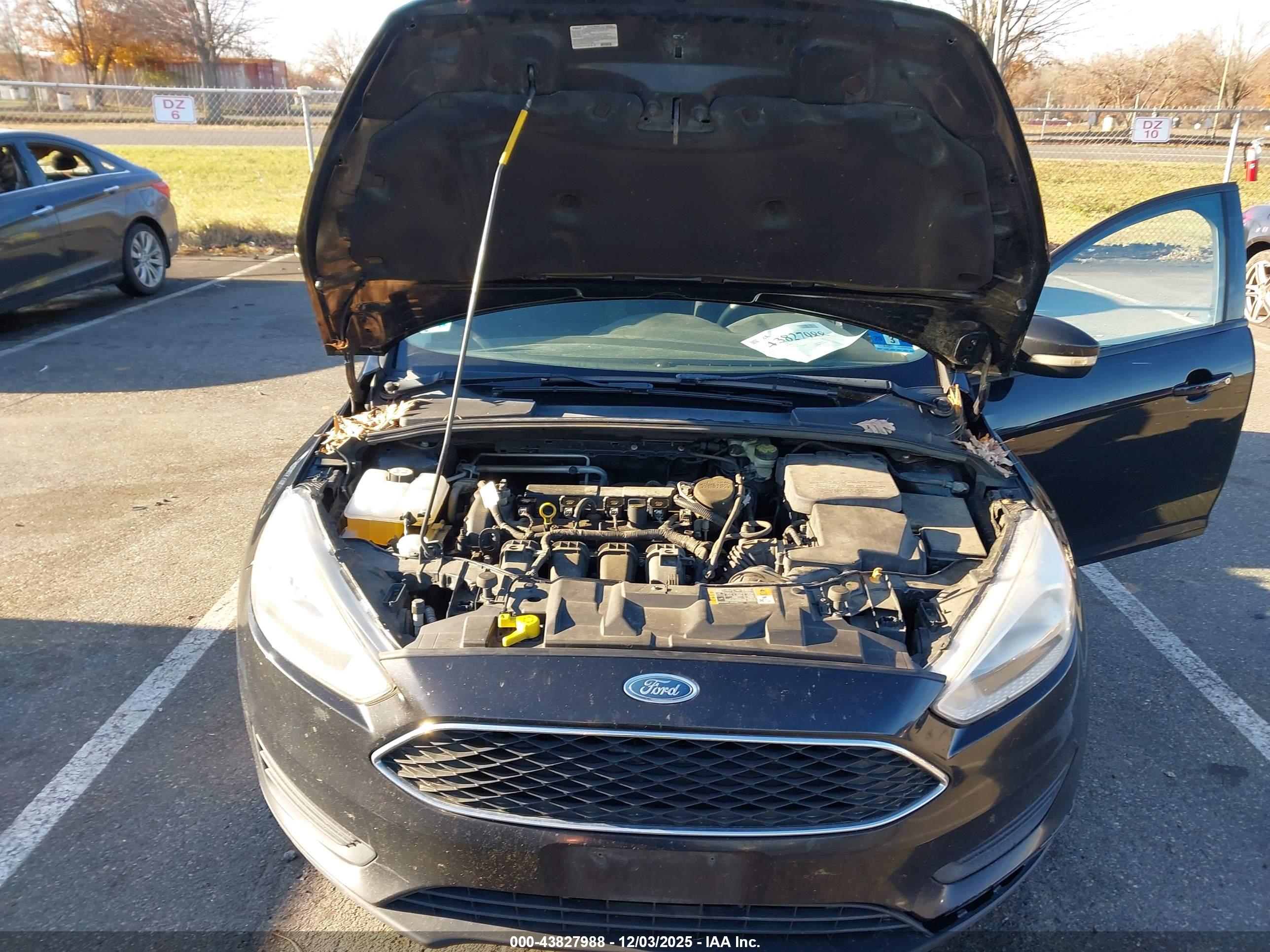 FORD FOCUS image 10