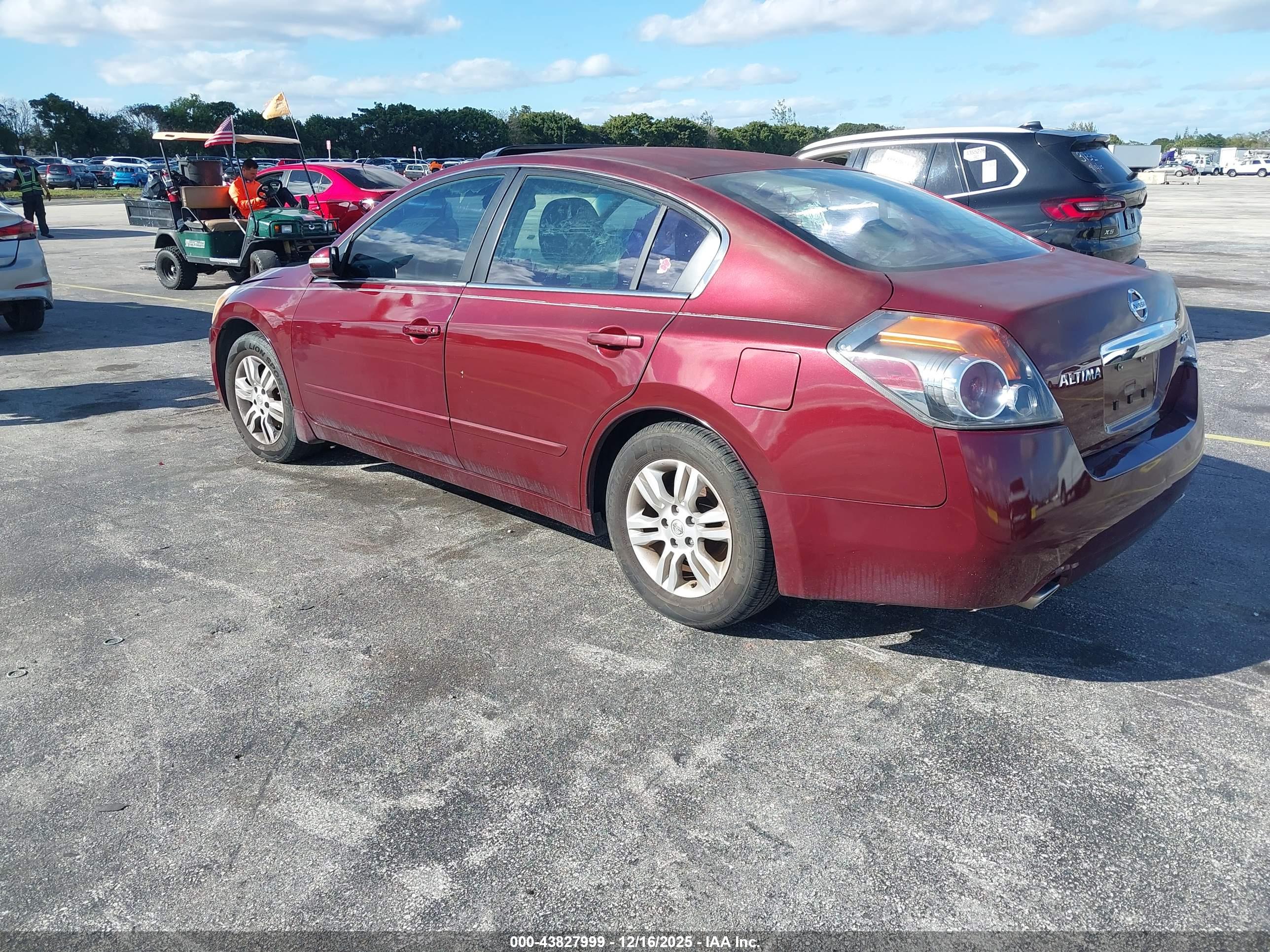 NISSAN ALTIMA image 3