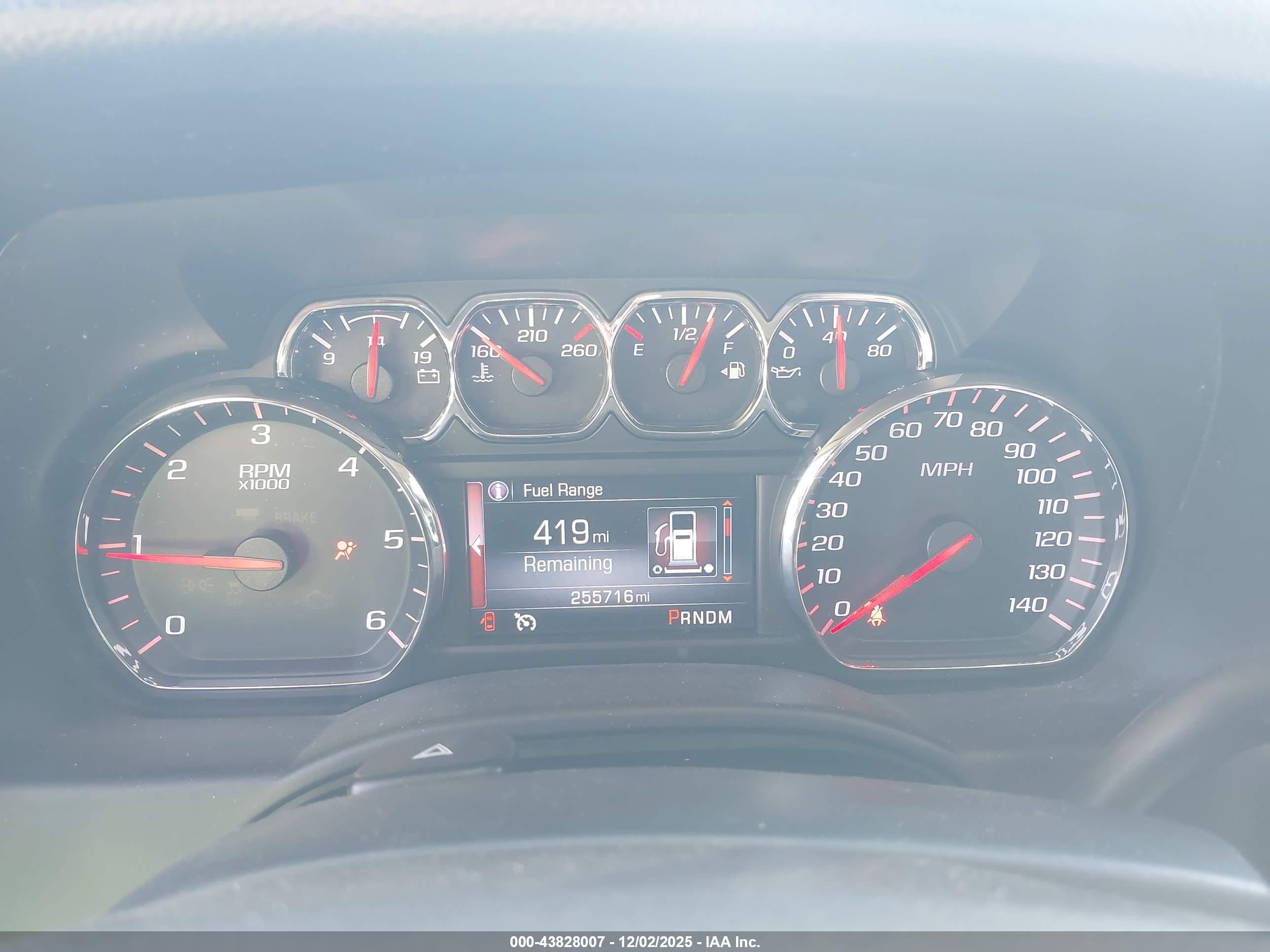 GMC YUKON image 7