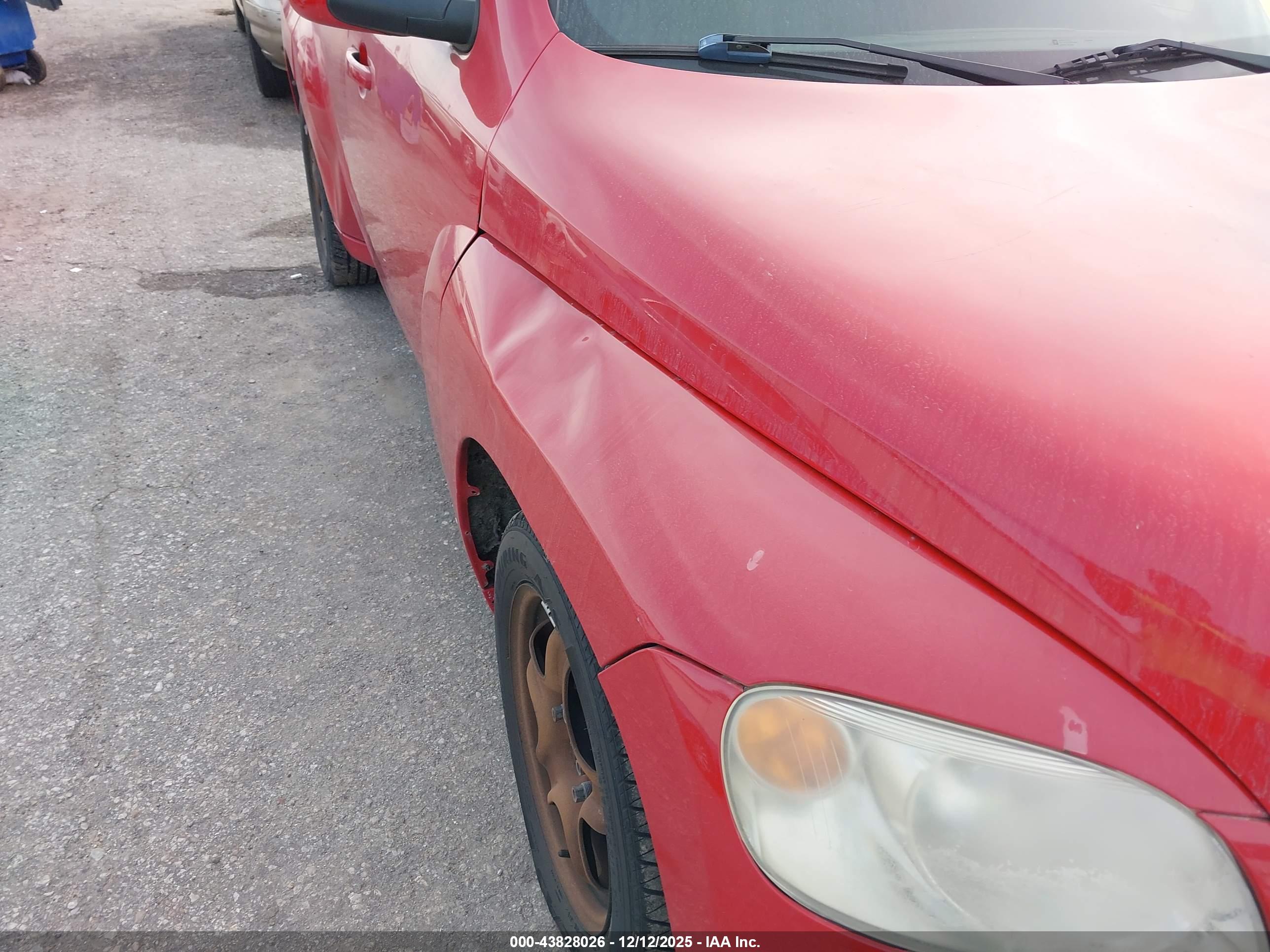 CHEVROLET HHR image 6