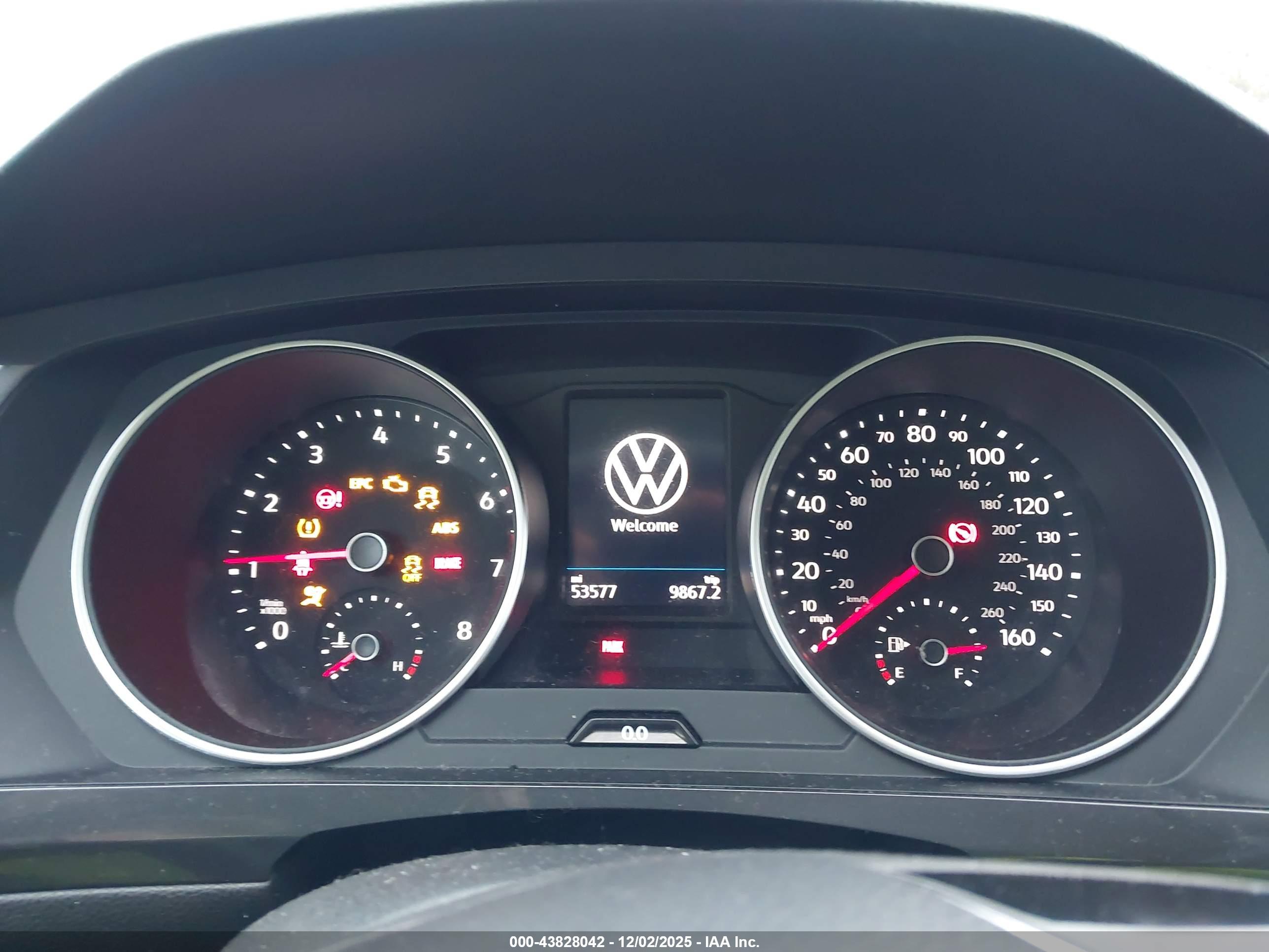 VOLKSWAGEN TIGUAN image 7