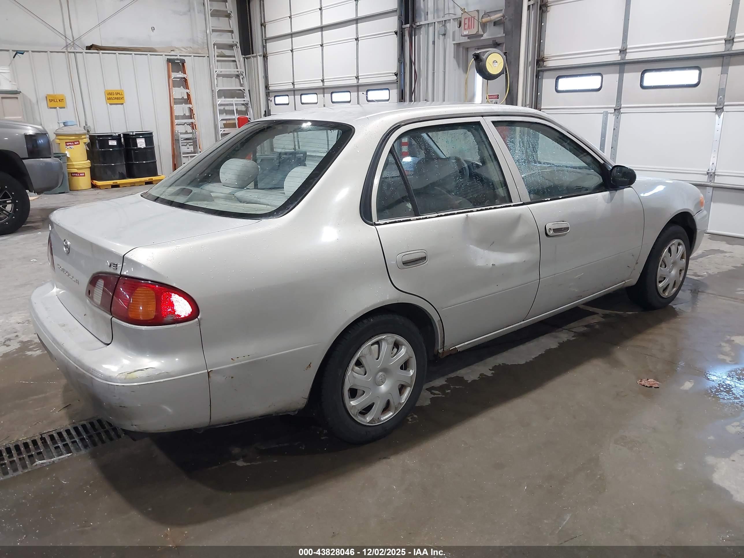 TOYOTA COROLLA image 4