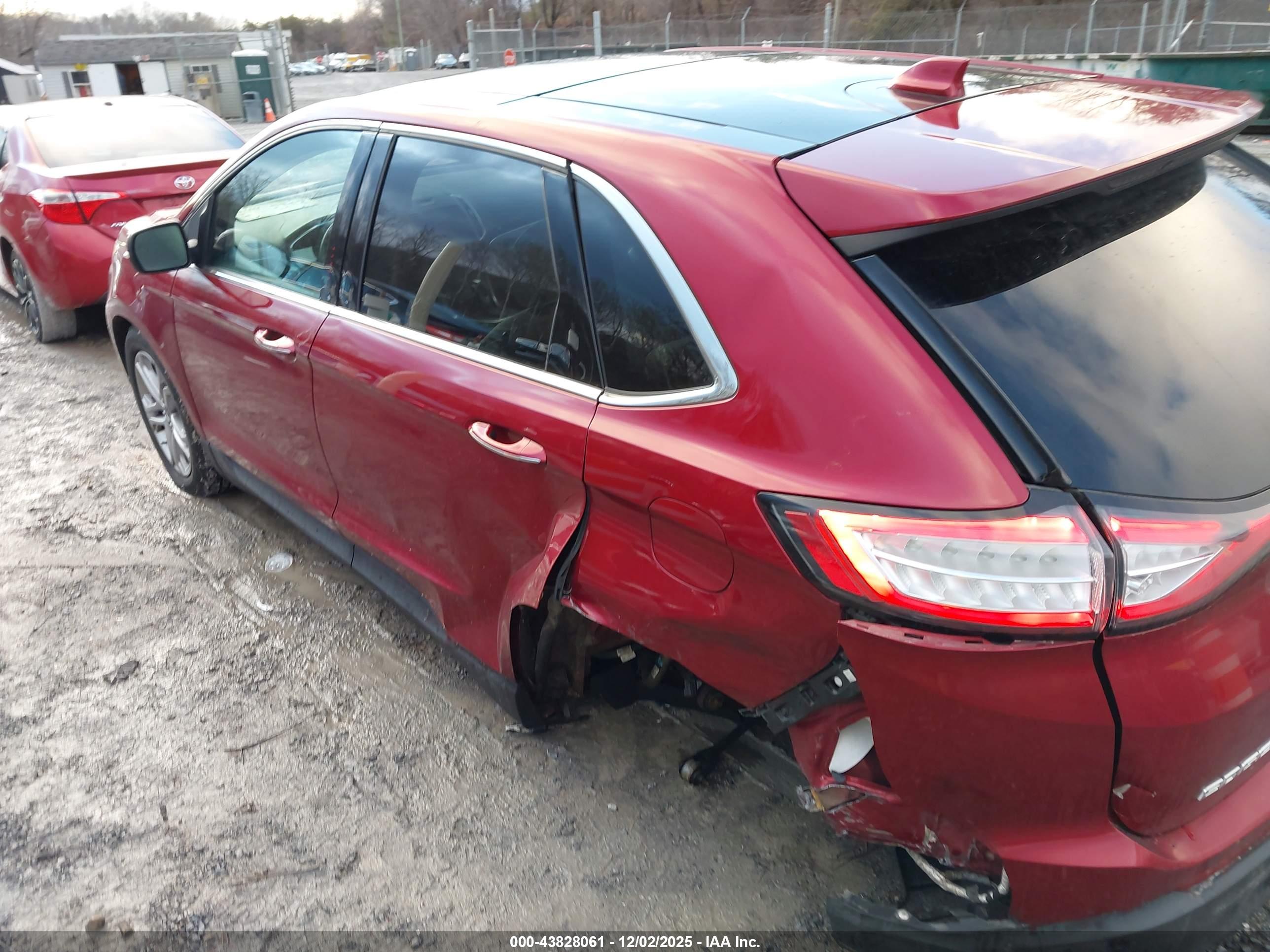 FORD EDGE image 3