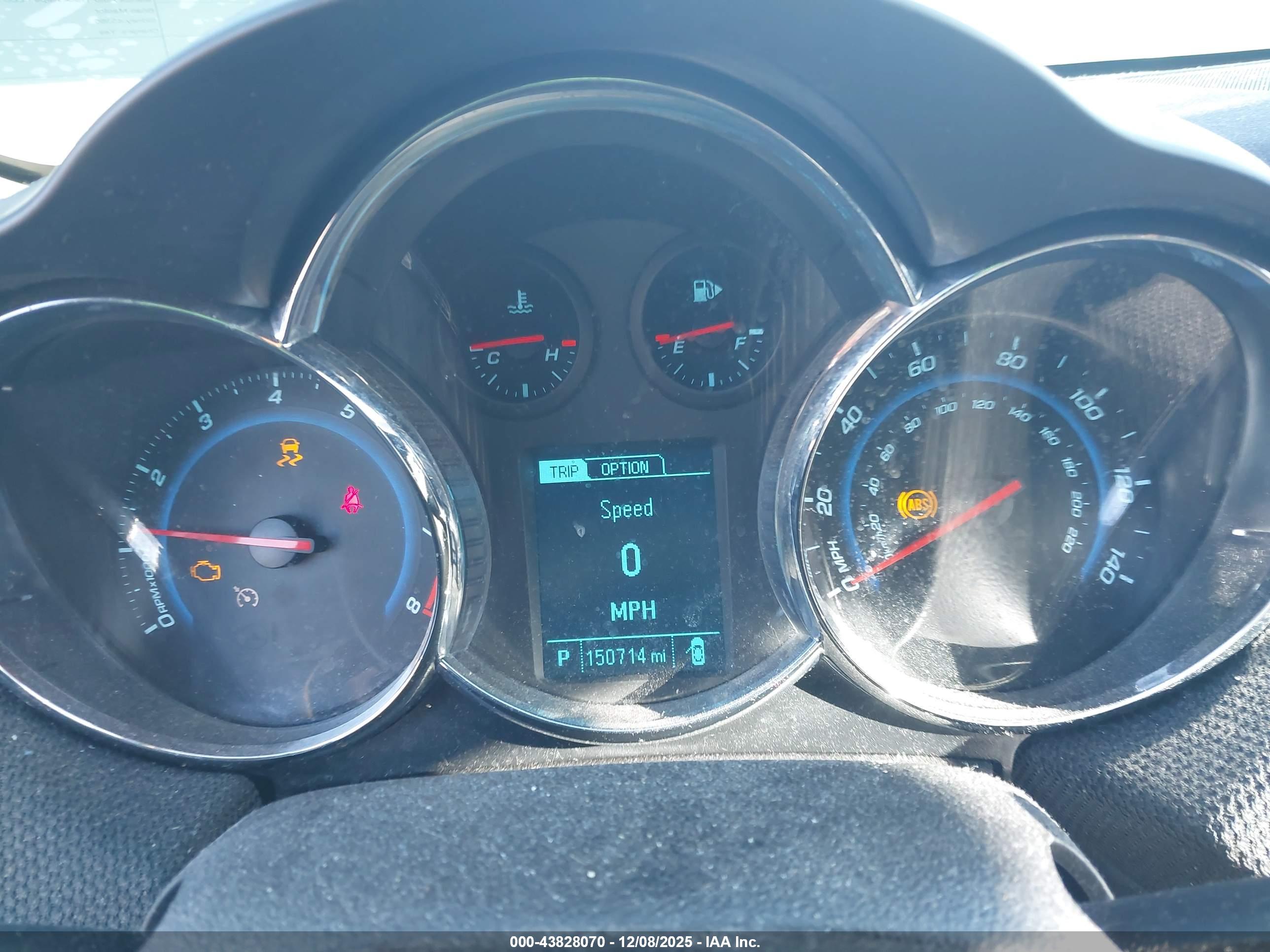 CHEVROLET CRUZE image 7