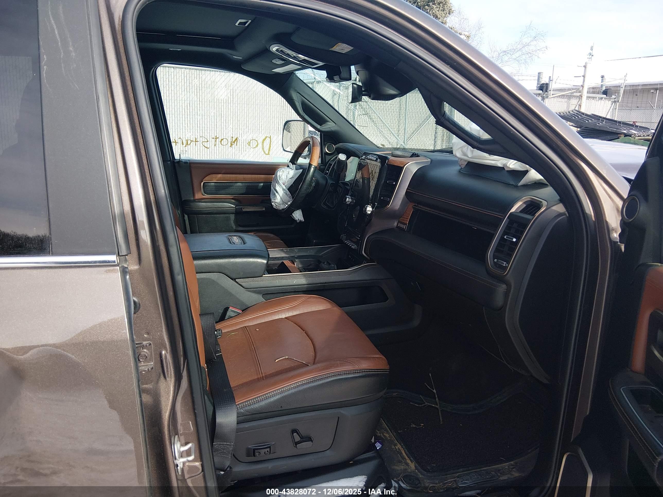 RAM 2500 image 5