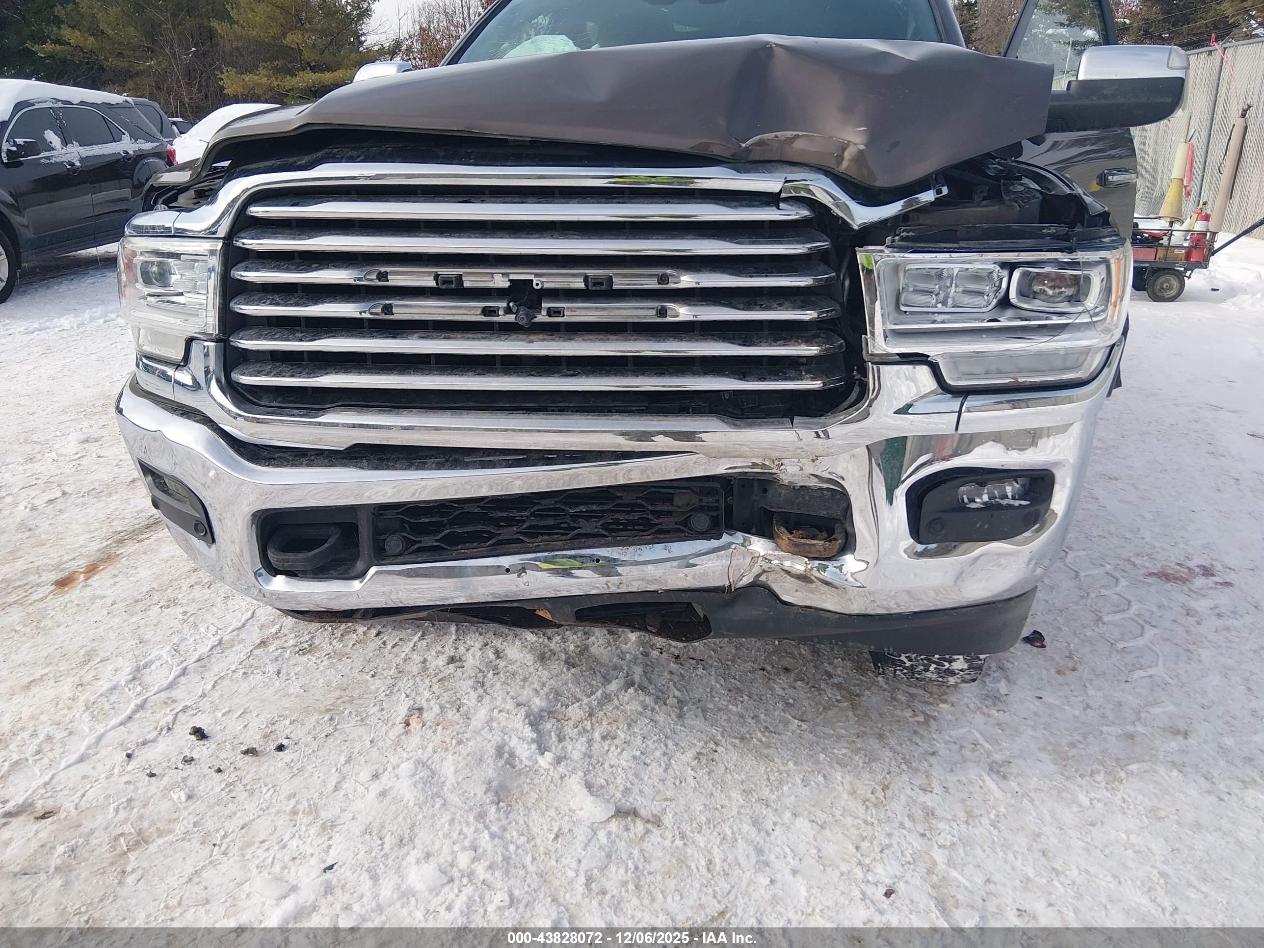 RAM 2500 image 6
