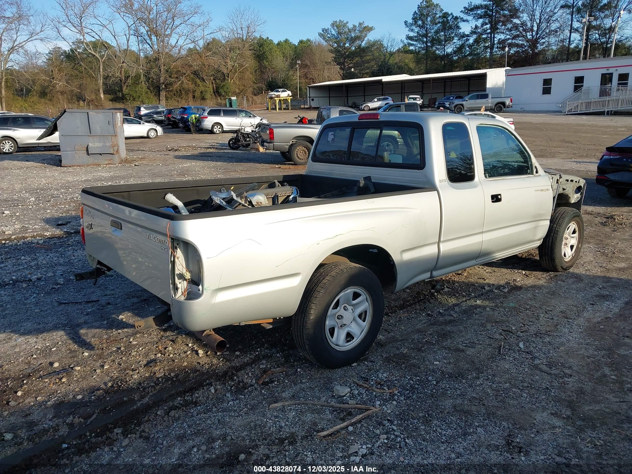 TOYOTA TACOMA image 4