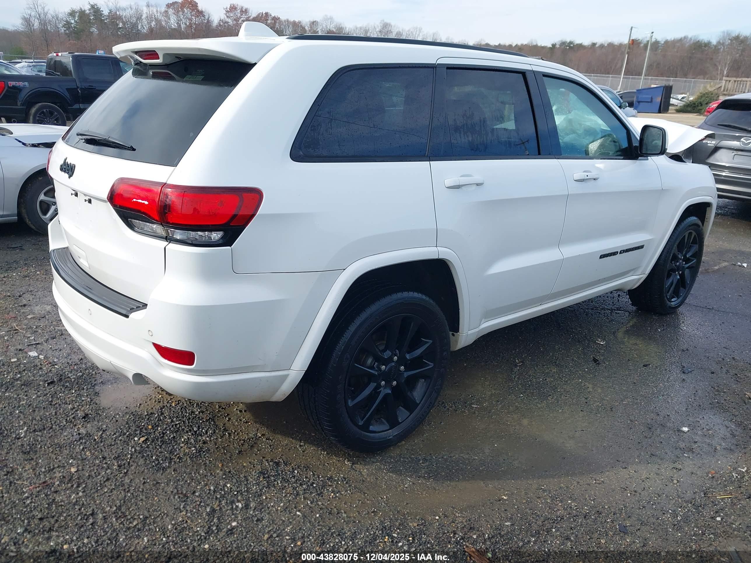 JEEP GRAND image 4