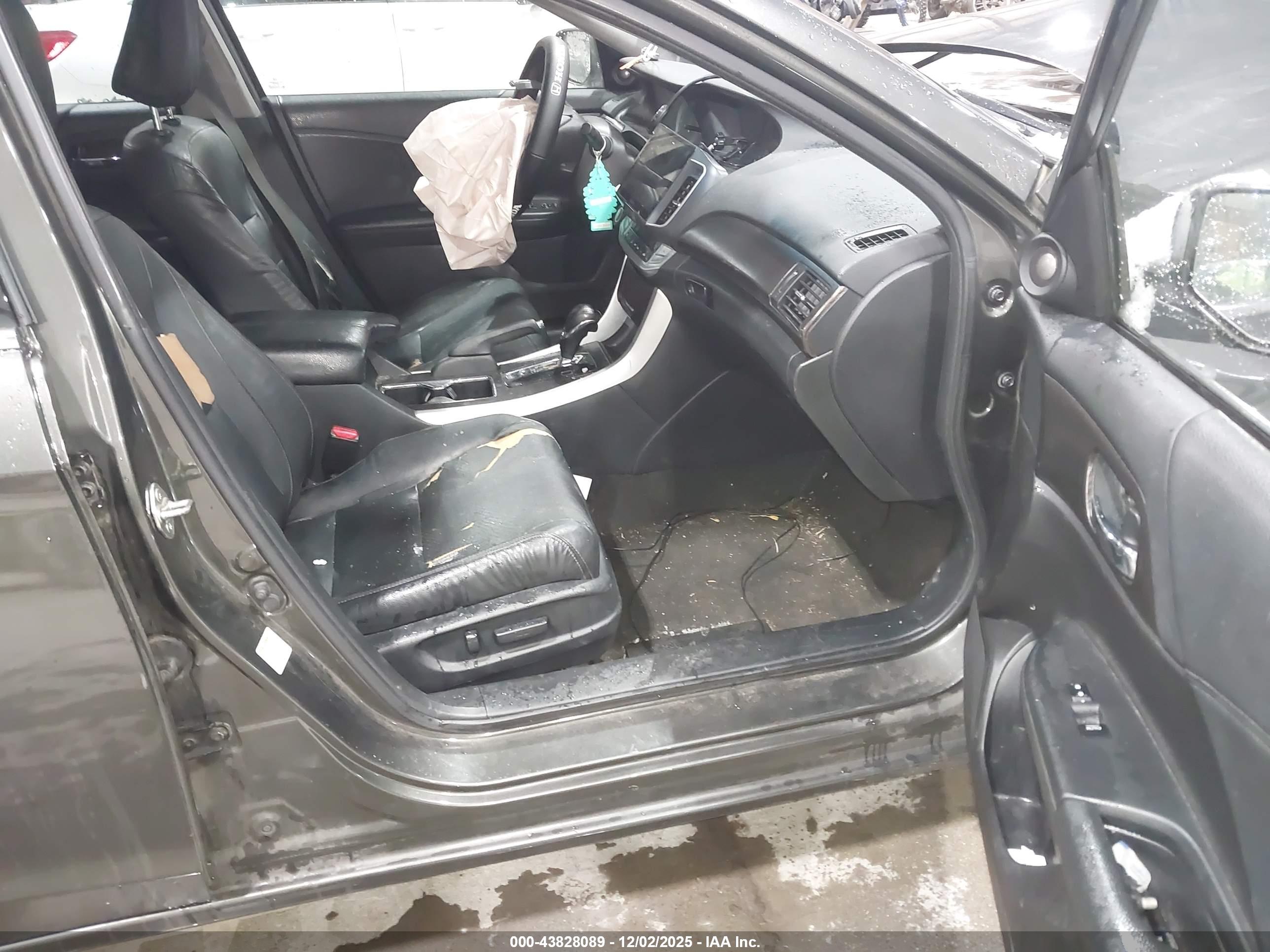 HONDA ACCORD image 5