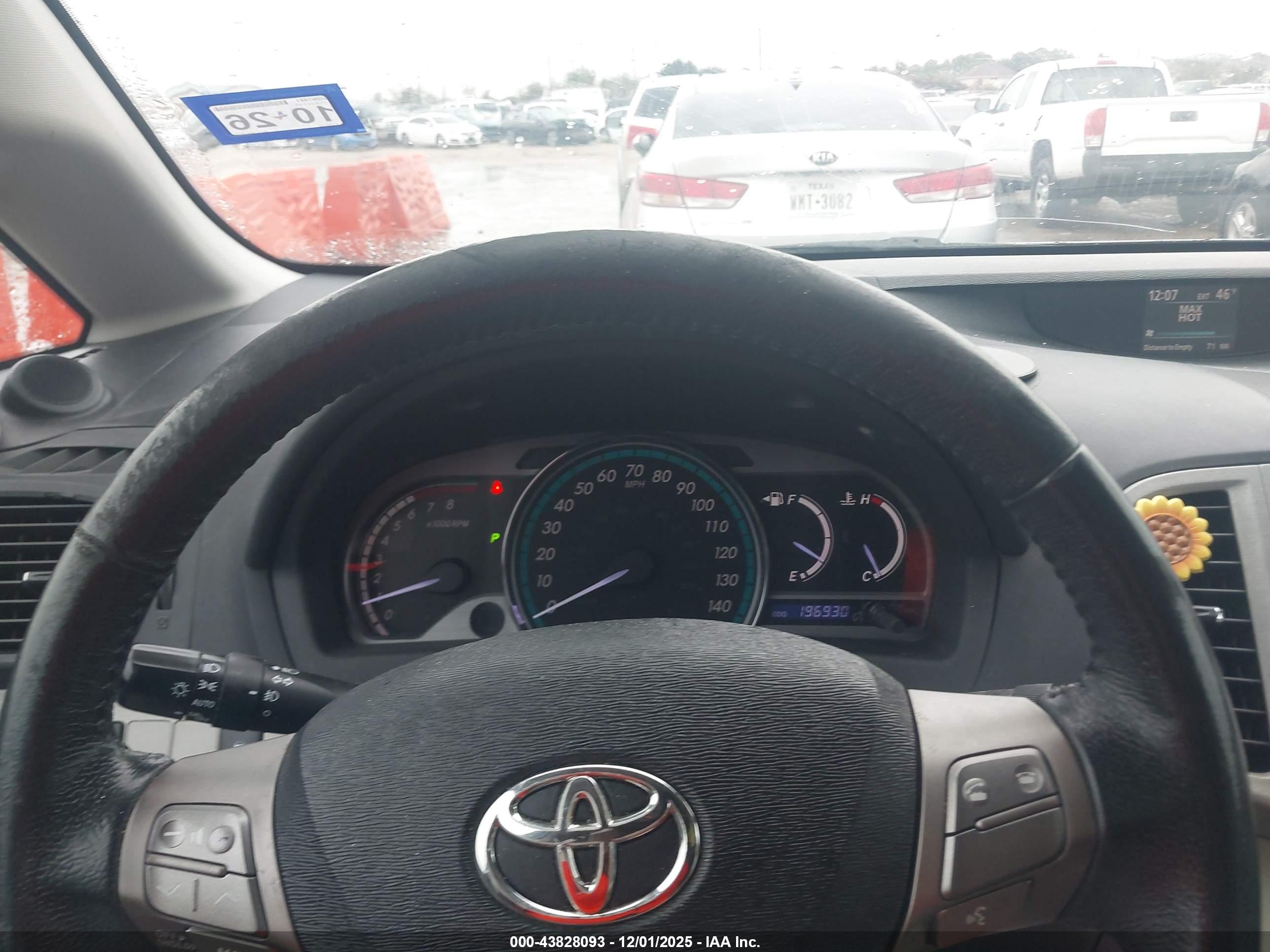 TOYOTA VENZA image 7