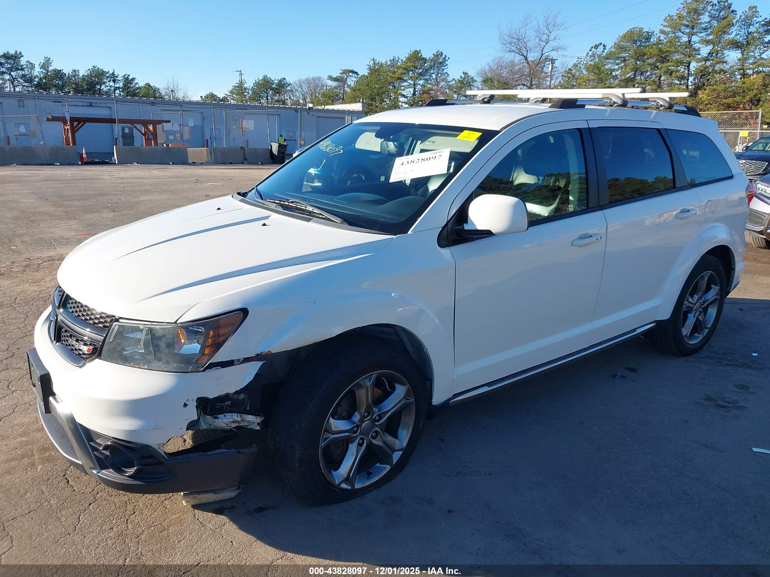 DODGE JOURNEY image 6