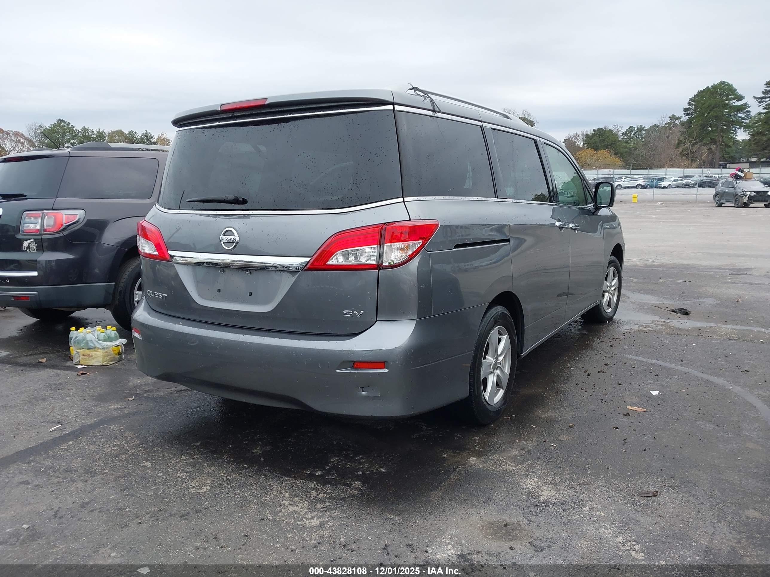 NISSAN QUEST image 4
