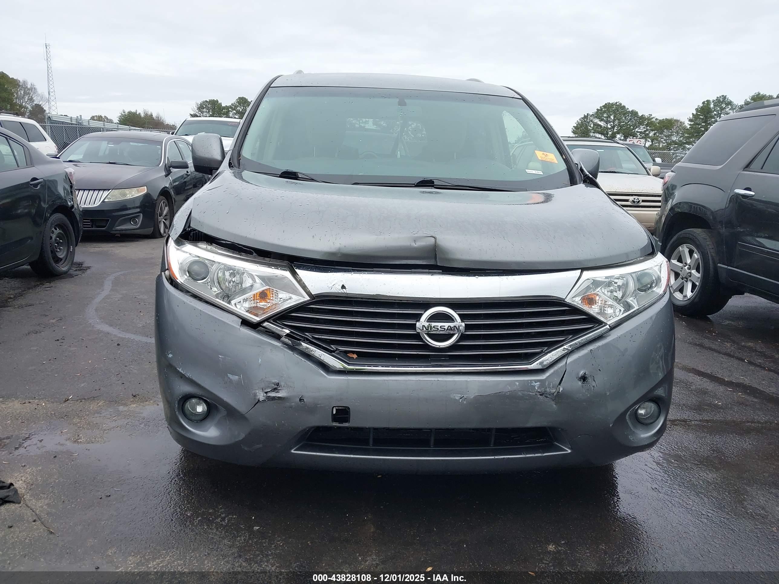 NISSAN QUEST image 6