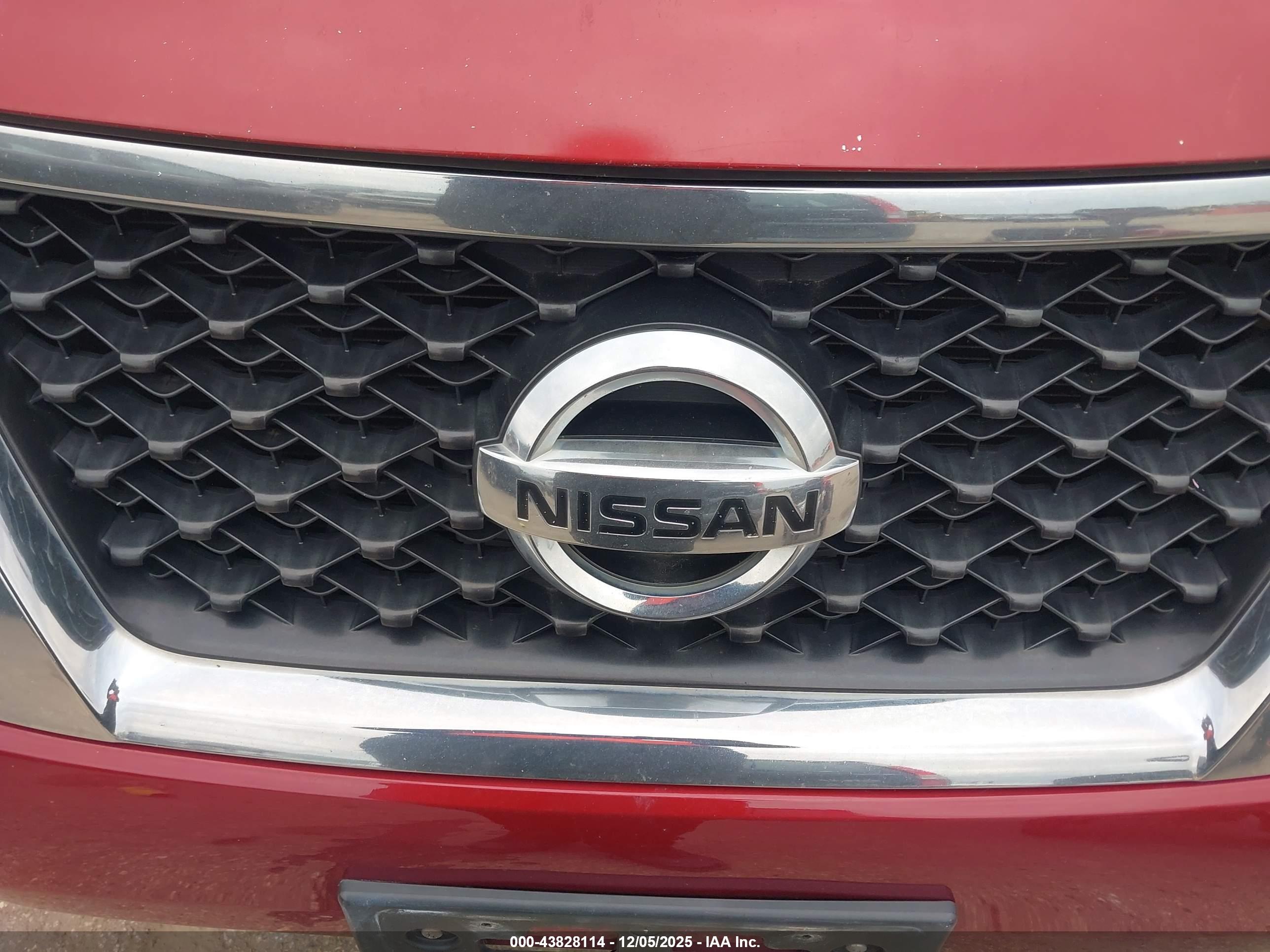 NISSAN PATHFINDER image 6