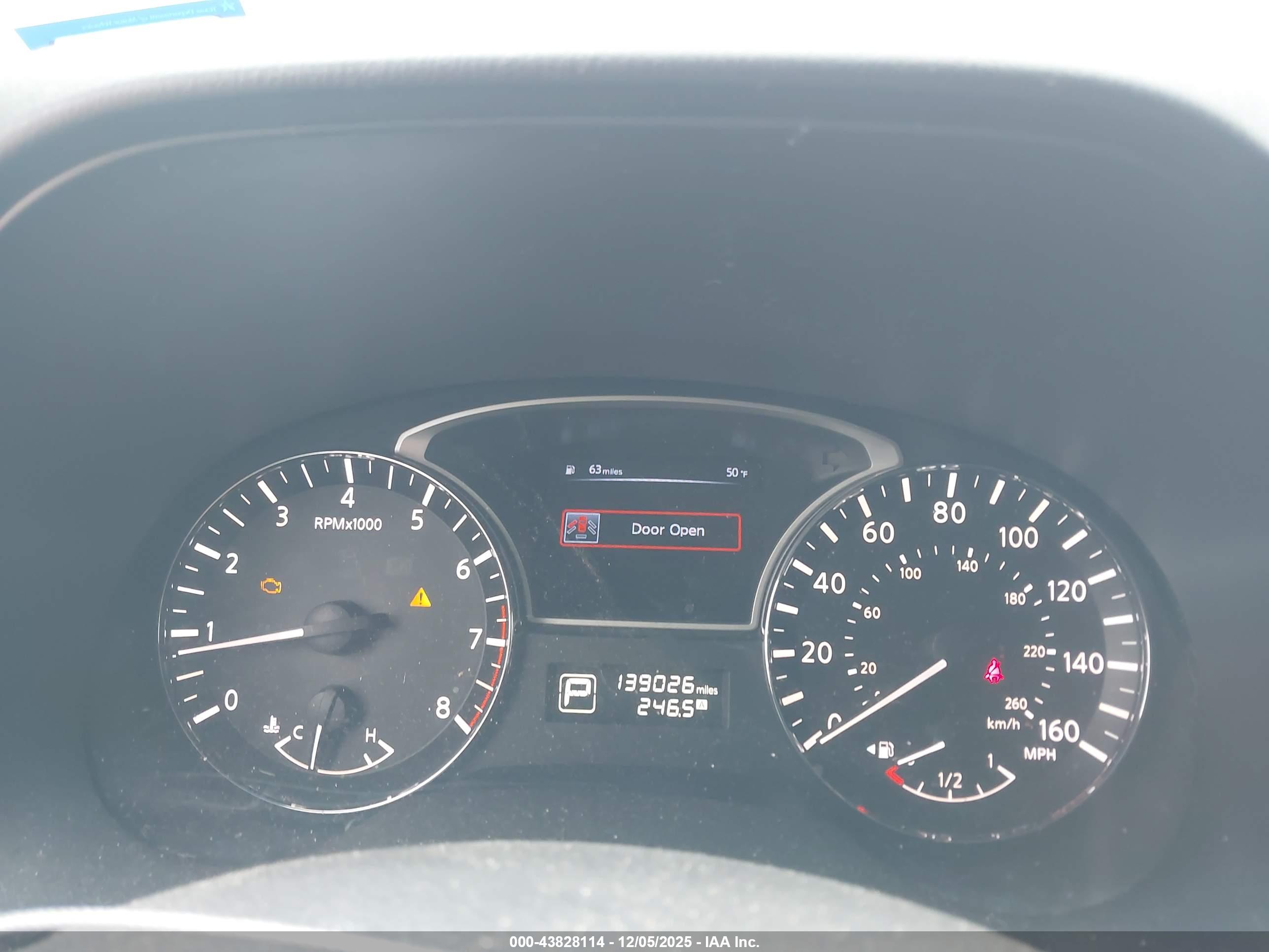 NISSAN PATHFINDER image 7