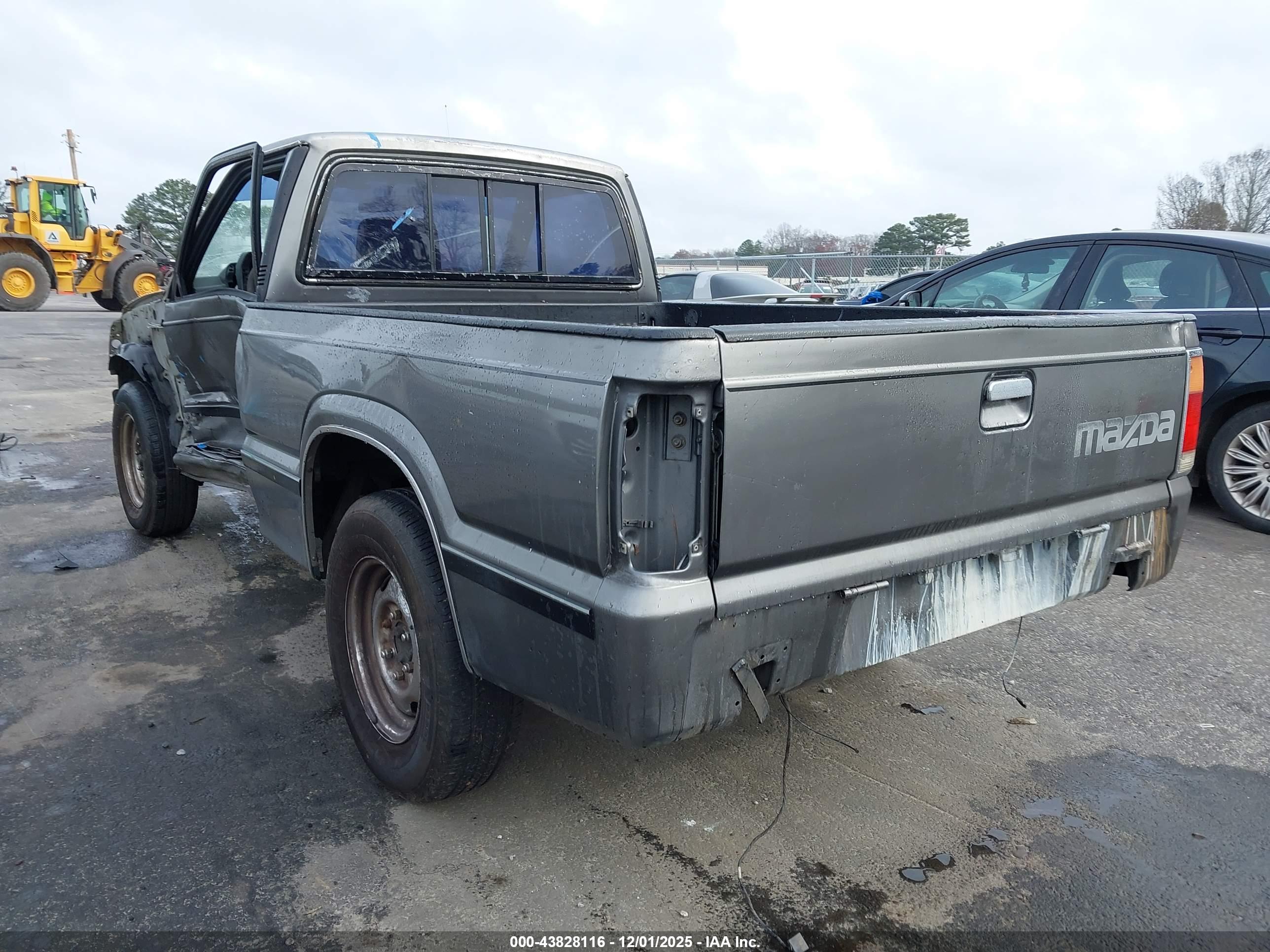 MAZDA B2600 image 3