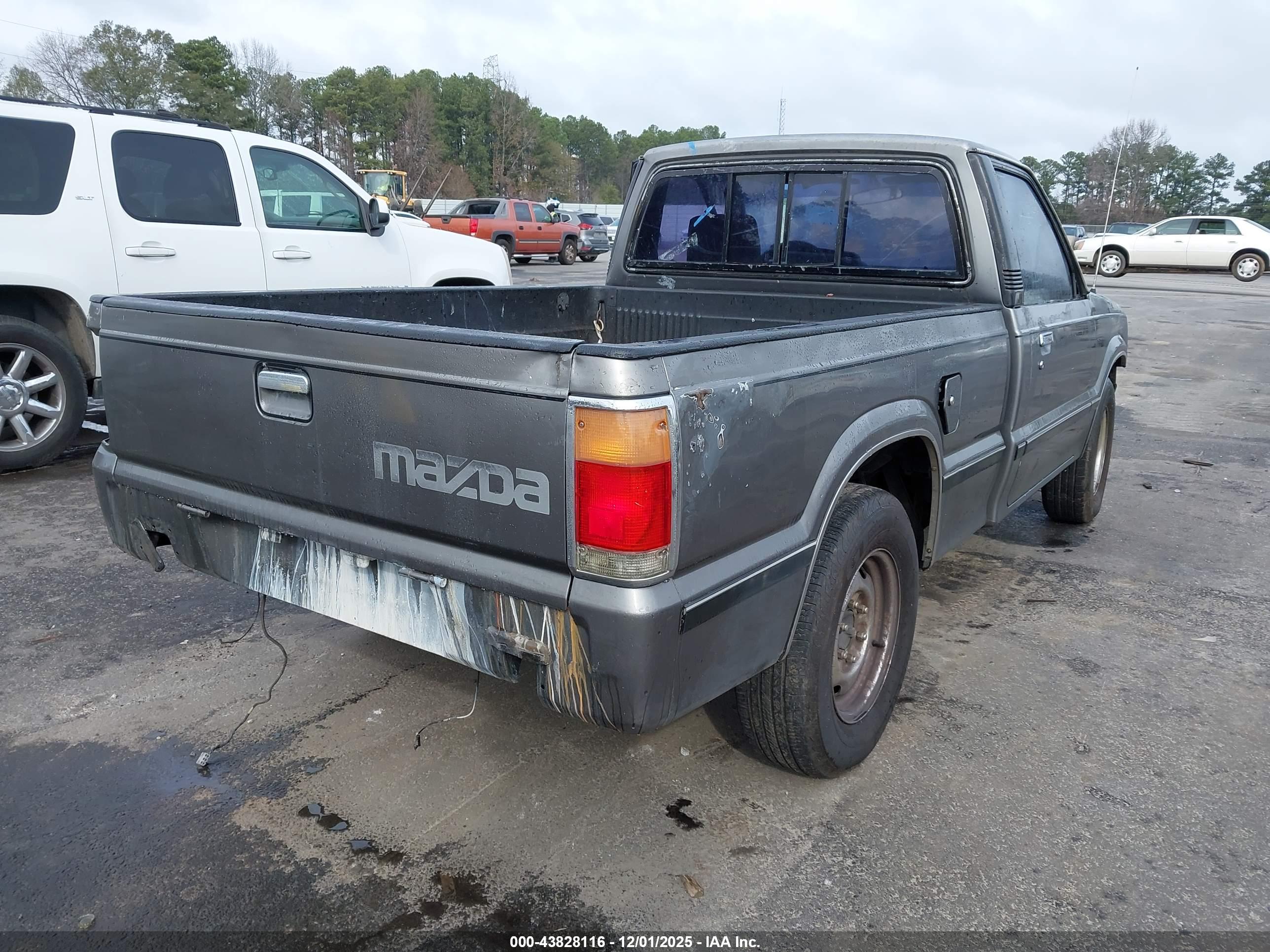 MAZDA B2600 image 4