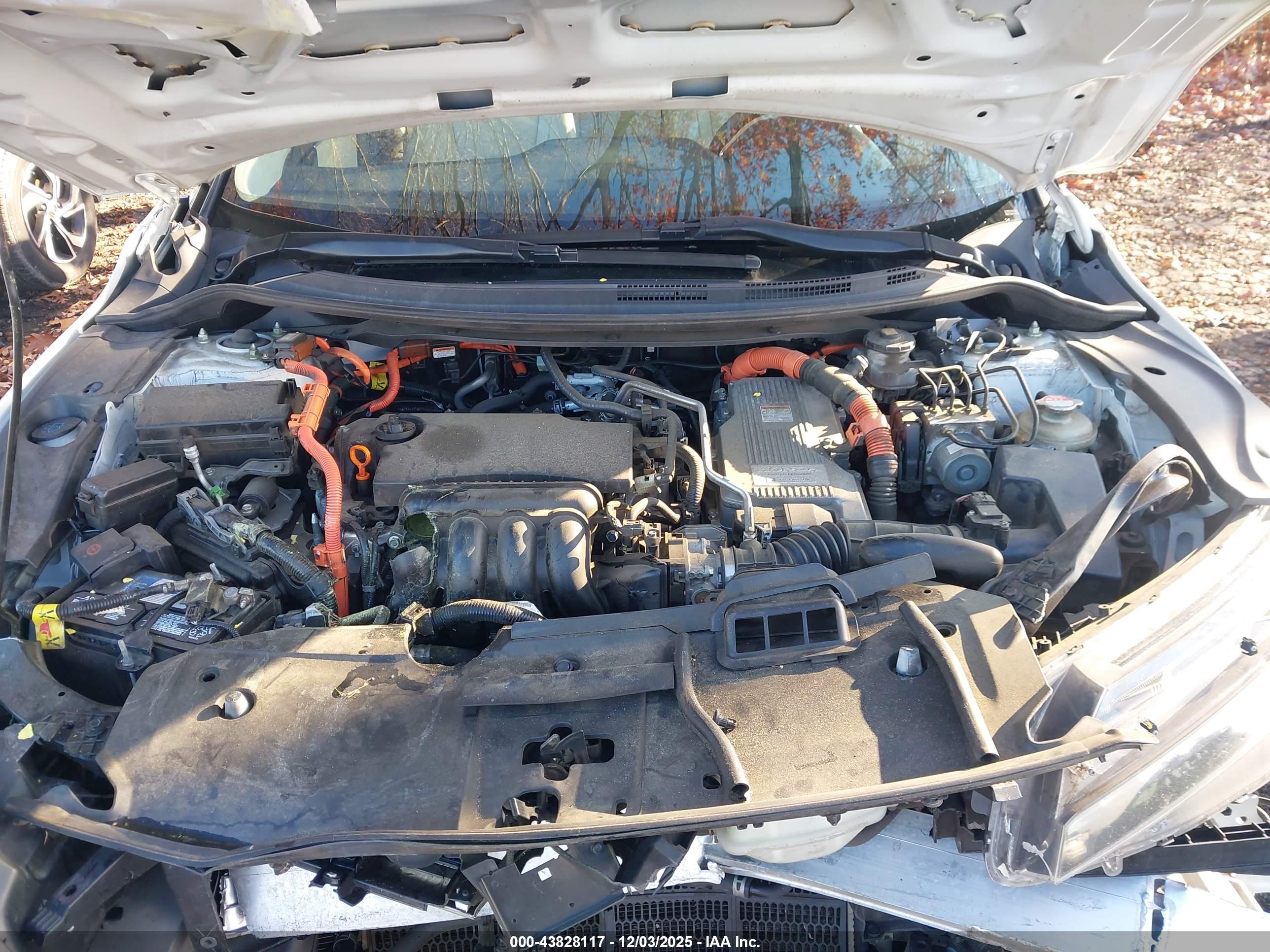 HONDA CLARITY image 10