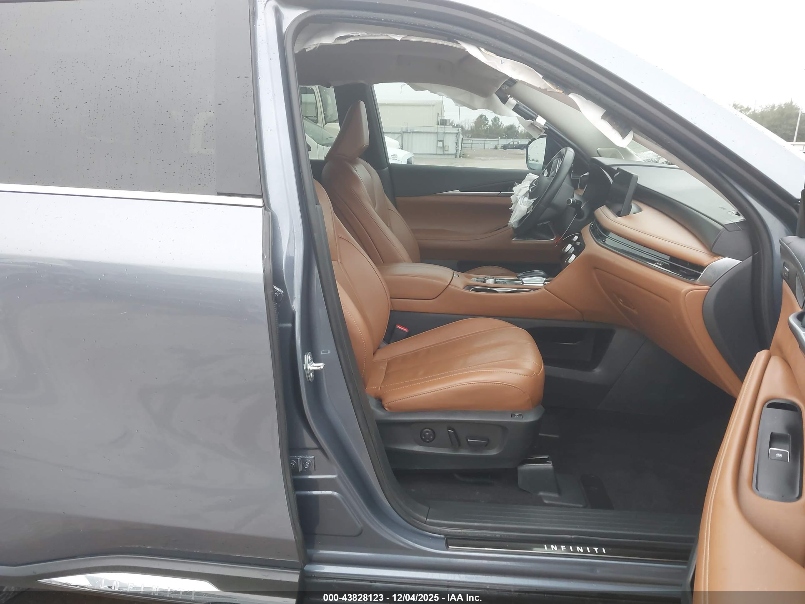 INFINITI QX60 image 5